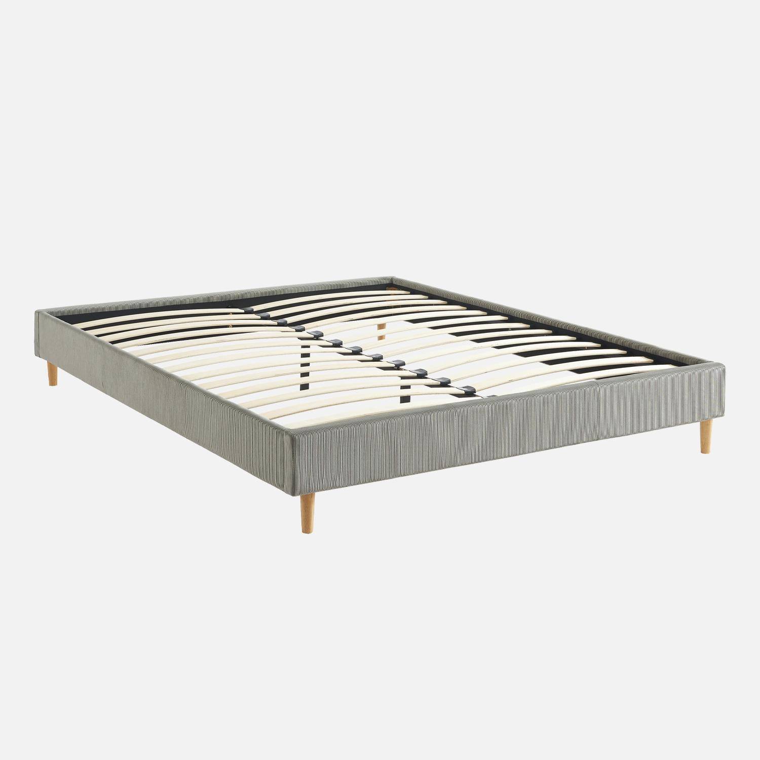 Bett mit Lattenrost, B 213 x T 167,5 x H 30cm, grau, fein gerippter Cord-Bezug - Milton Photo1