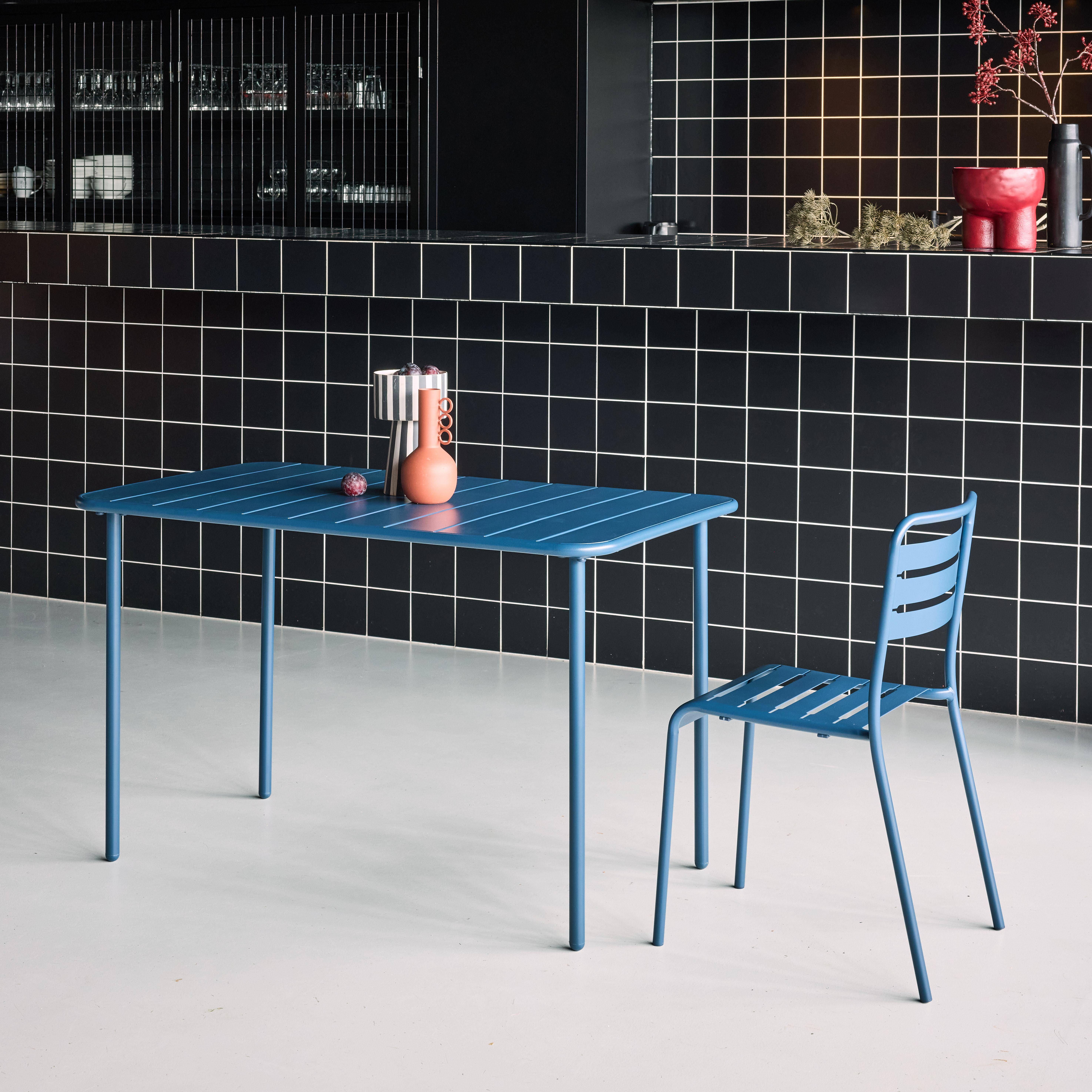 Table de jardin métal 4 places, marine, Amelia, 120x70cm, traitement antirouille, lattes et bords arrondis ,sweeek,Photo2