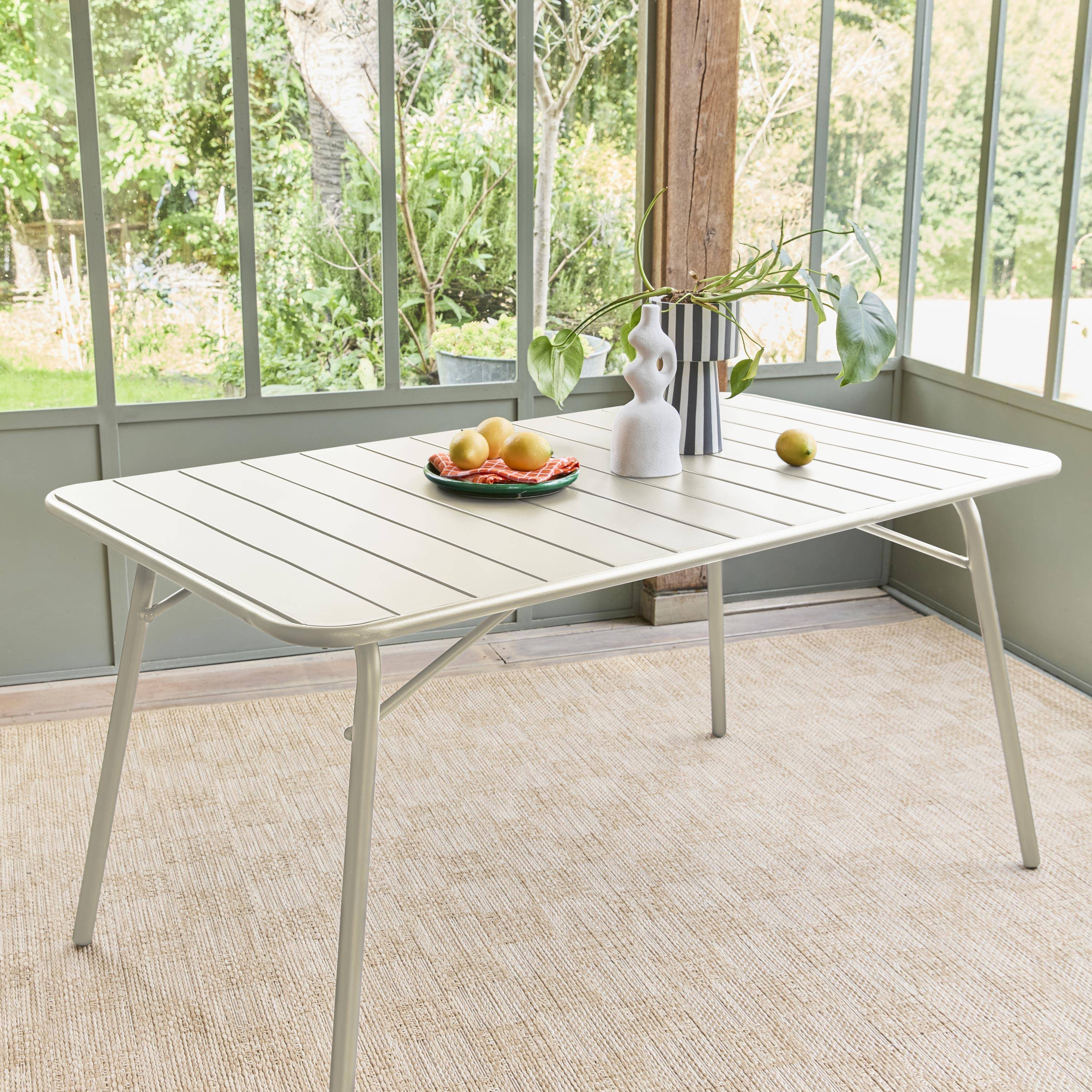 Klappbarer Gartentisch aus Stahl für 6 Personen, beige, 140x80 cm, Rostschutzbehandlung, Latten und abgerundete Kanten - Amelia Photo1