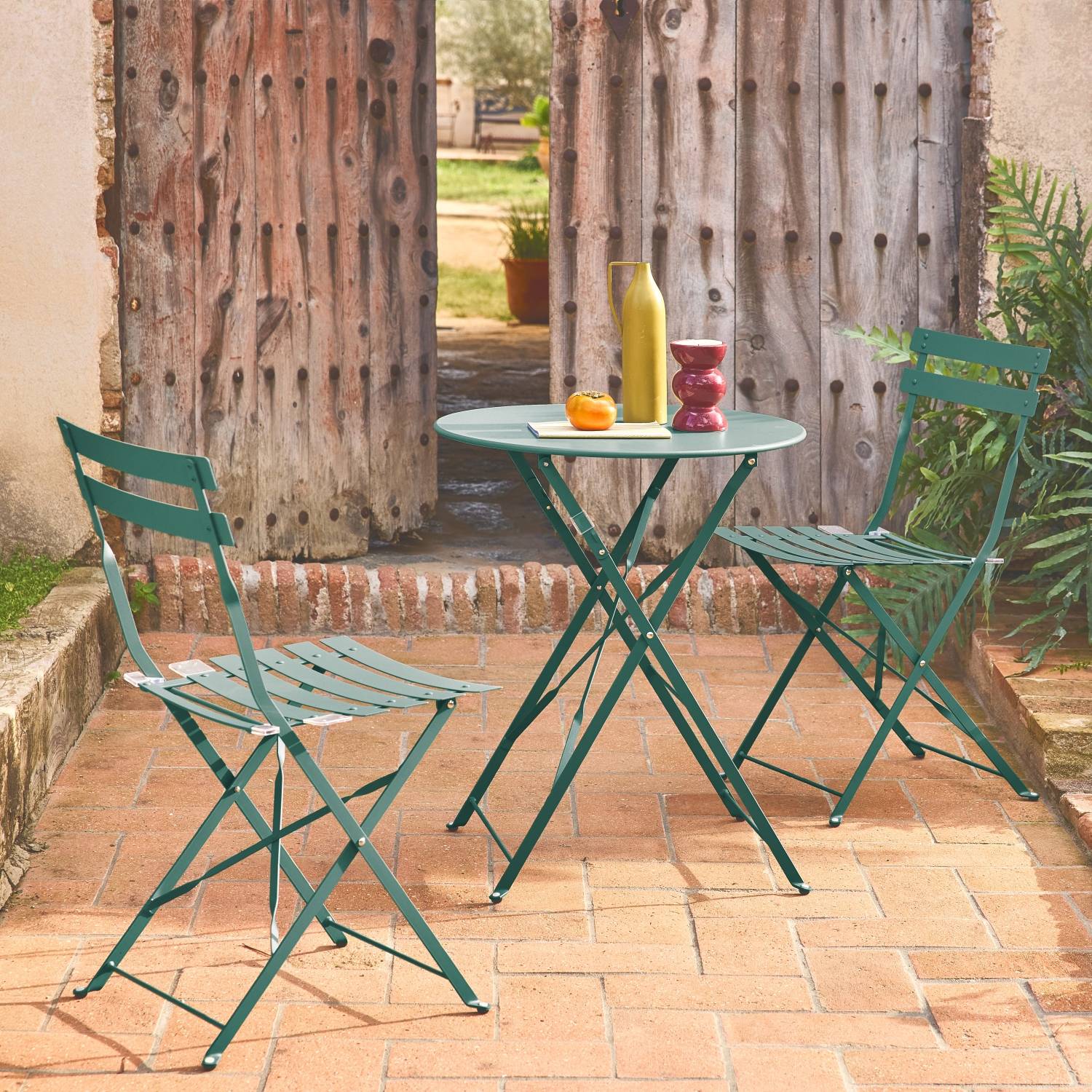 set tavoli e sedie da giardino