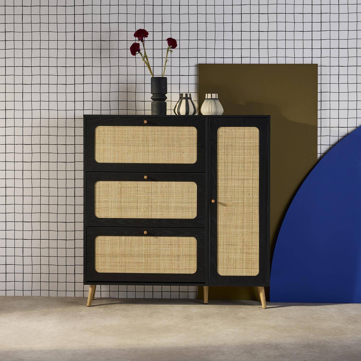 Schoenenkast met 3 kleplades en 1 deur houtdecor en rotan 120cm zwart - Bohème Photo1