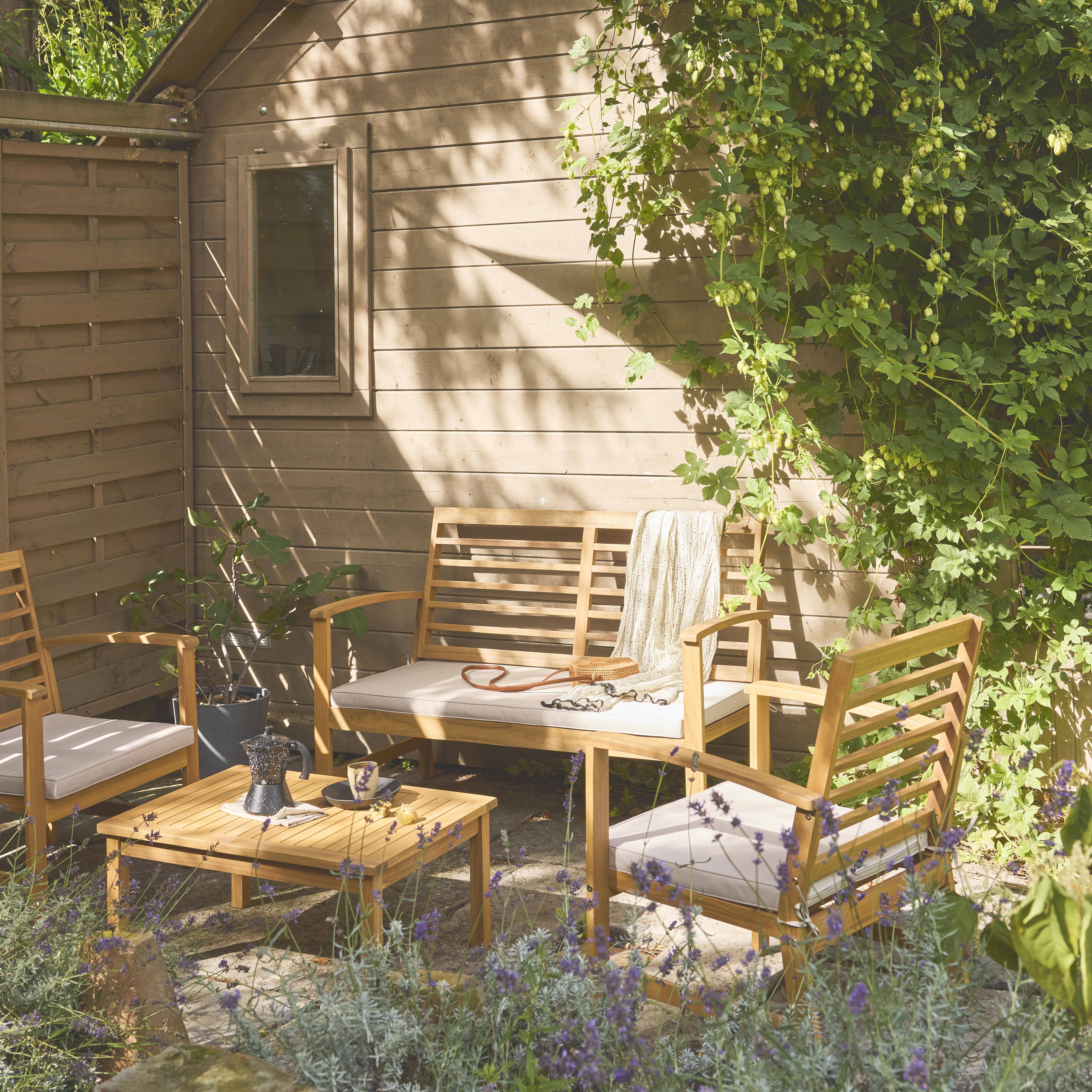 Gartenmöbelset aus Akazienholz für 4 Personen, beige, mit Kissen aus Polyester, einer Couch, einem Tisch und zwei Sesseln - Chloe Photo2
