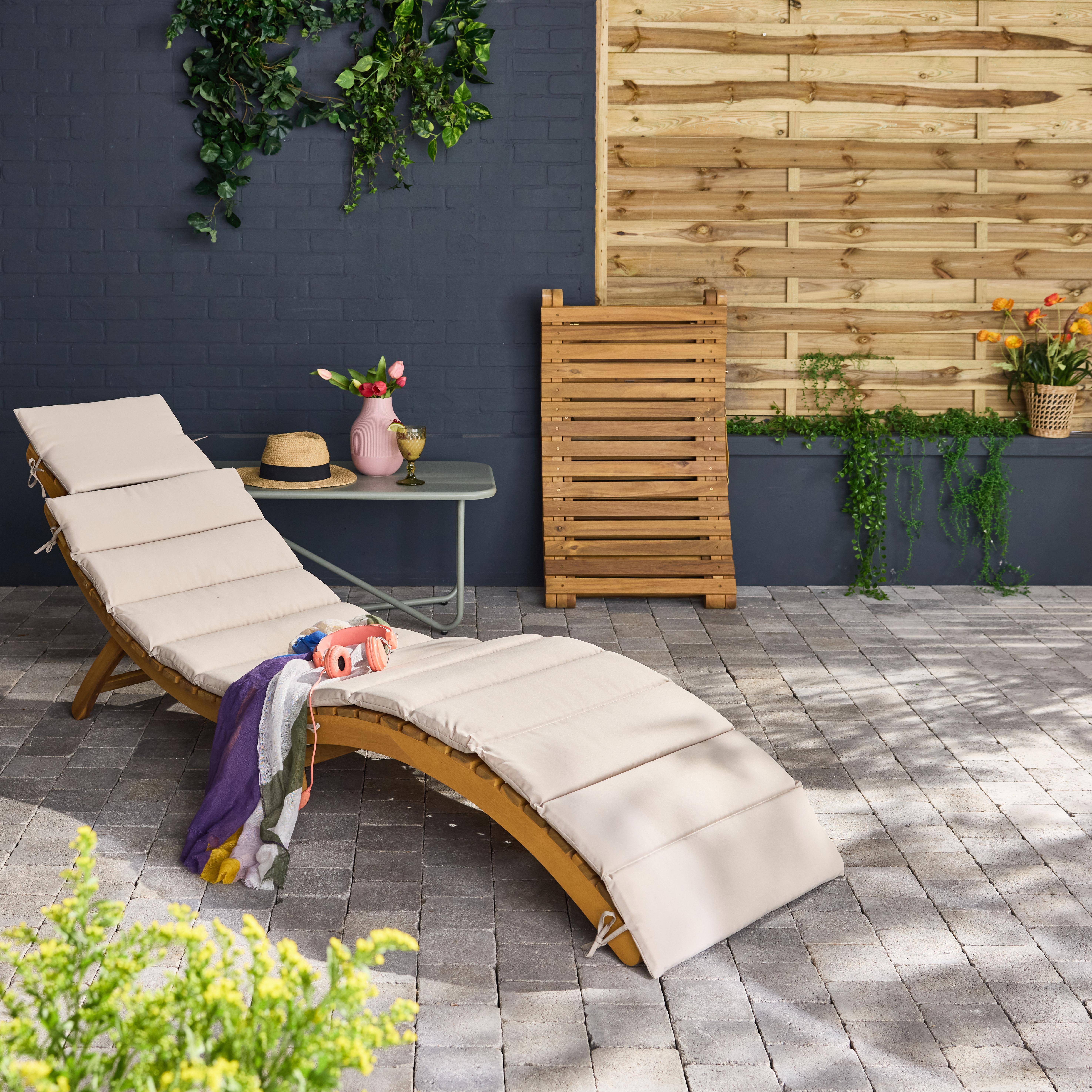 Lot de 2 bains de soleil en bois d'acacia LAURE avec coussin vert de gris en polyester. 184 x 55 x 63.5 cm