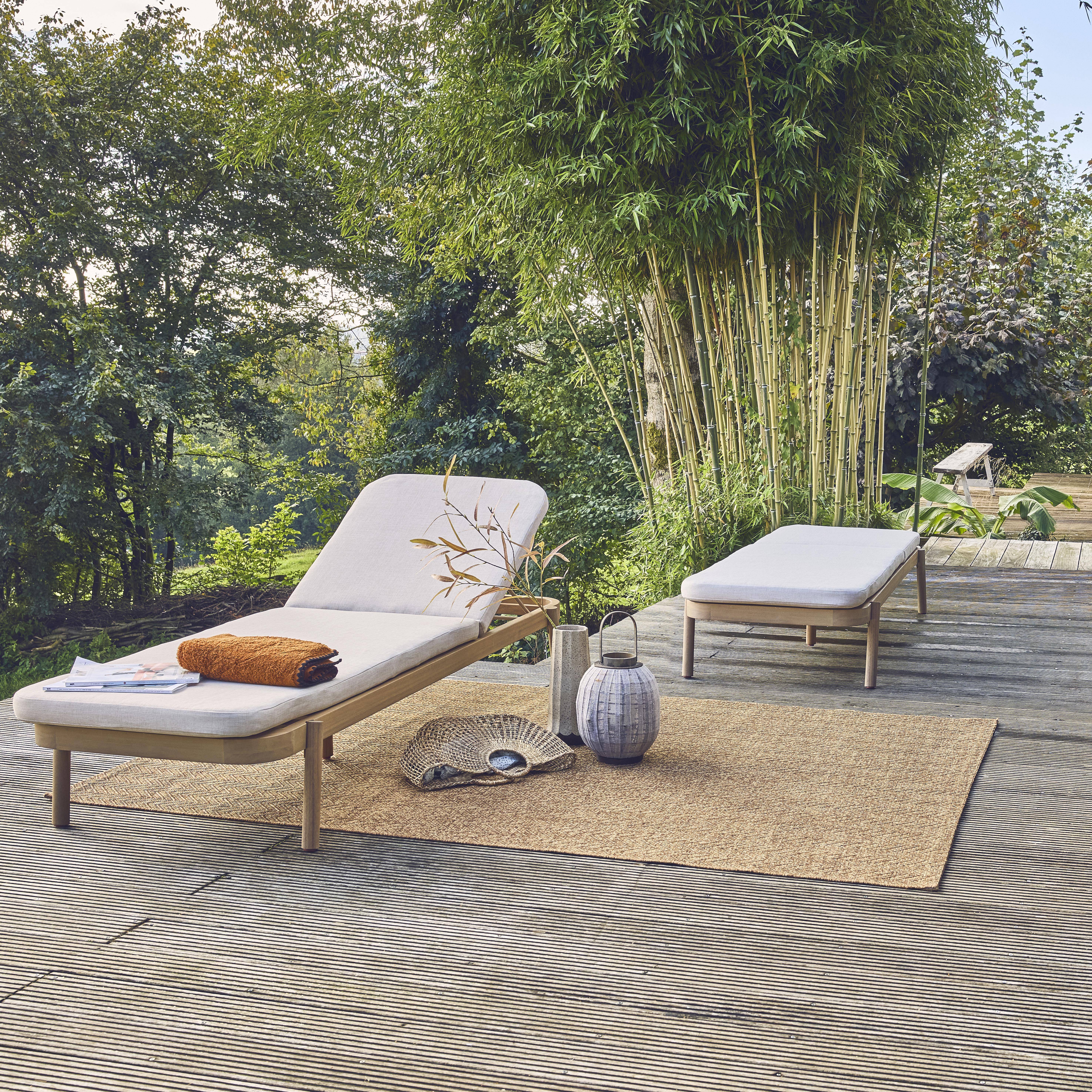 Lot de 2 bains de soleil PUNTA CANA en bois d'acacia, inclinable, déhoussable, coussin beige en polyester Photo2