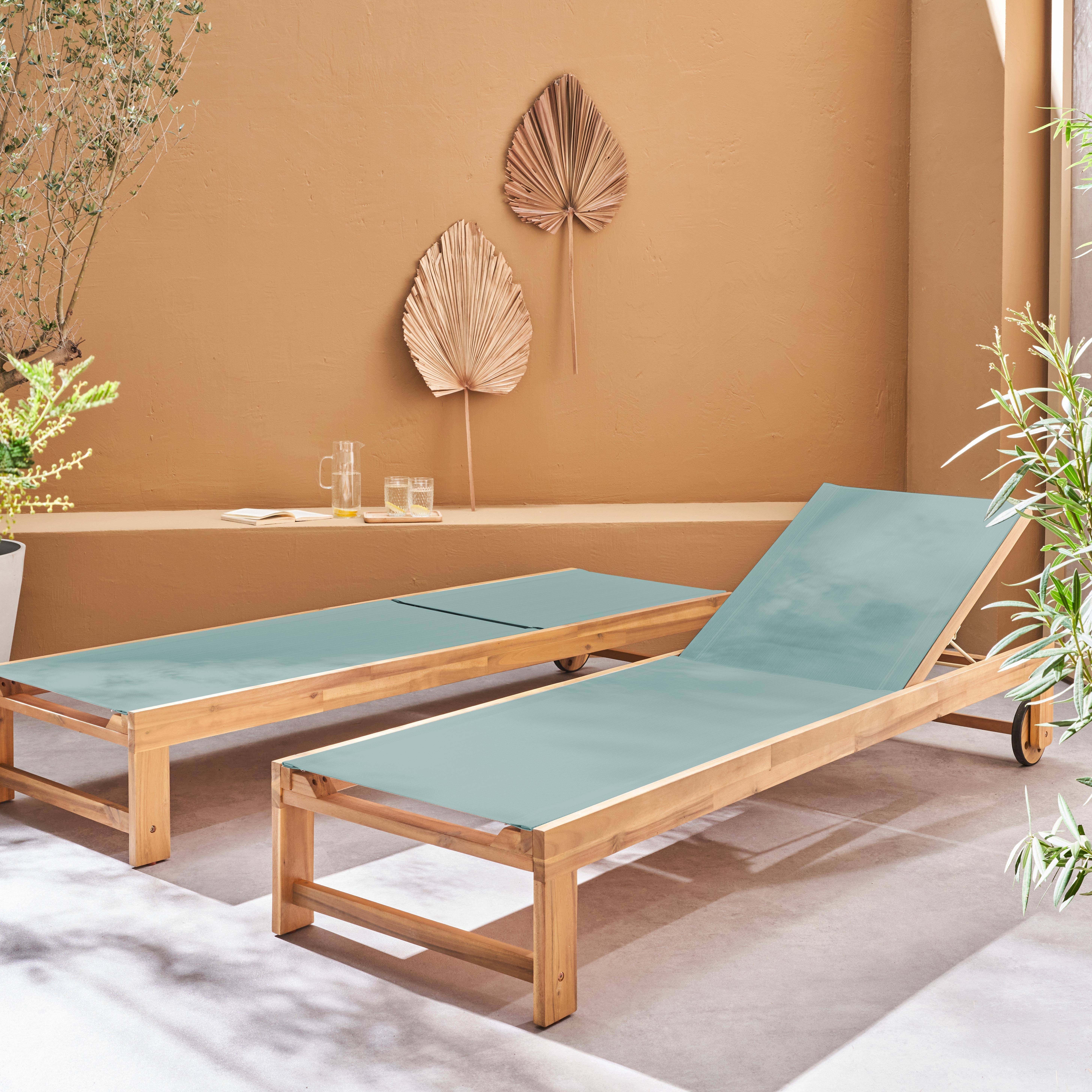 Set van 2 ligstoelen van acaciahout en kaki textileen, multi-instelbaar met wielen,sweeek,Photo2