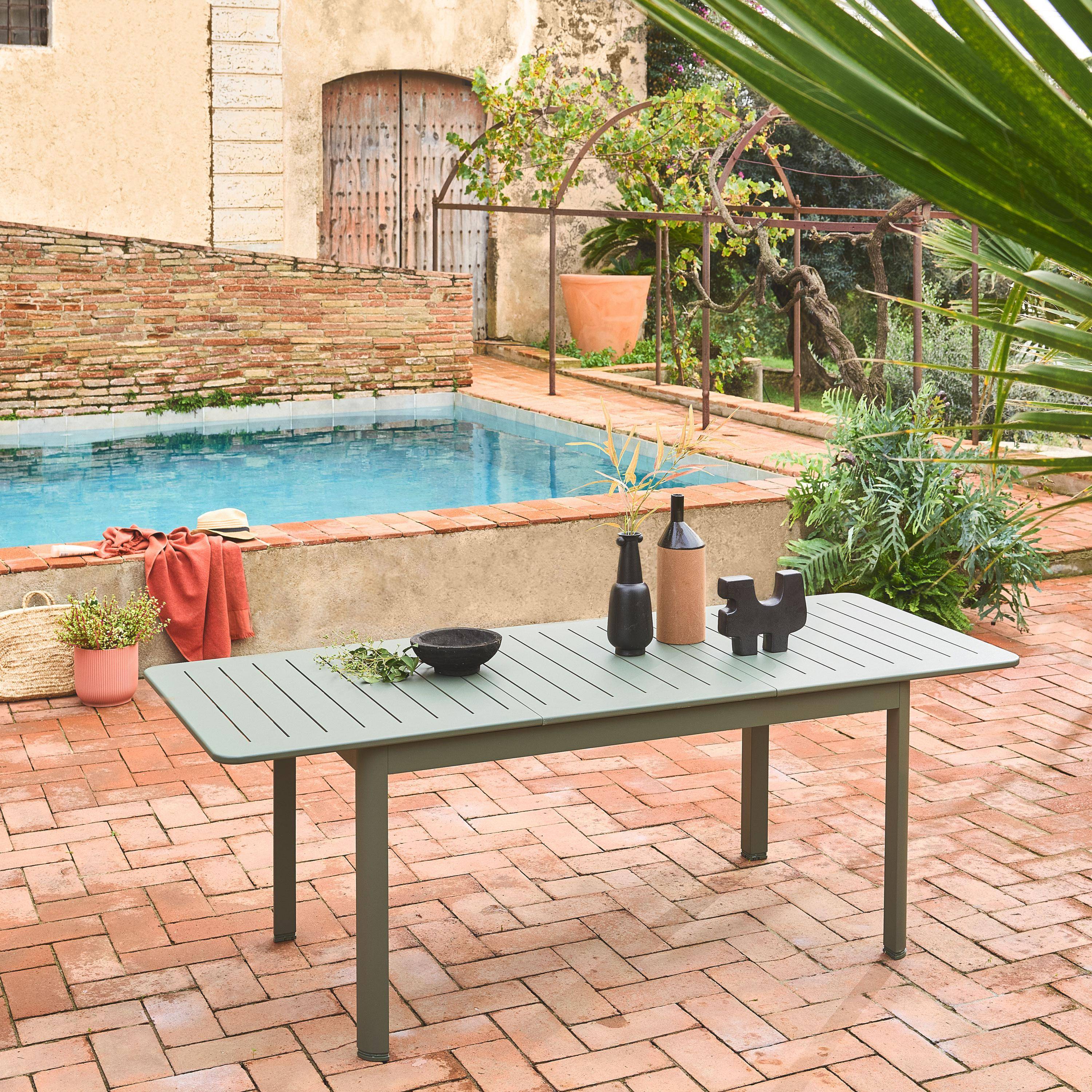 Ausziehbarer Gartentisch aus Aluminium, 6 Plätze, khaki, 155 / 218,5 x 89 x 75 cm - Seattle,sweeek,Photo2