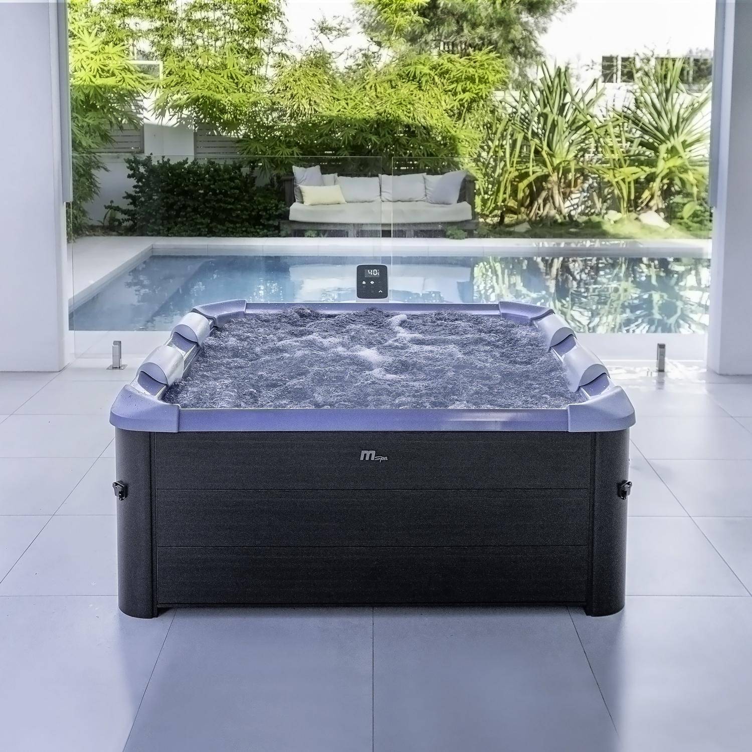 Spa rigide 6 places hydromassages, 4 coussins + bâche incluse, OSLO SAPPHIRE, L 160 x P 160 x H 65 cm, gris et bleu sapphire Photo1