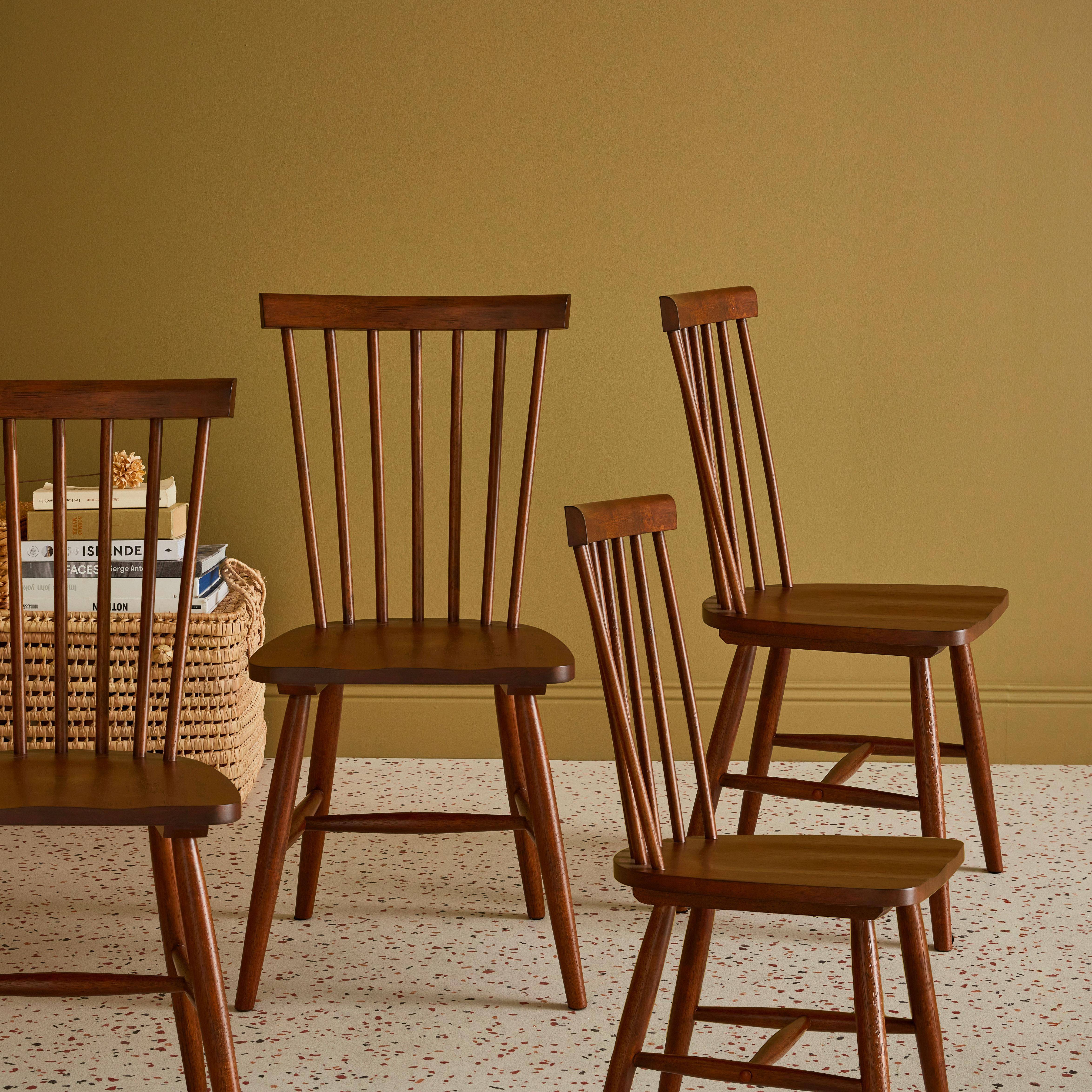 Lot de 4 chaises noyer à barreaux en bois d'hévéa, ROMIE, L 50,8 x P 44,2 x H 90cm.  Photo2