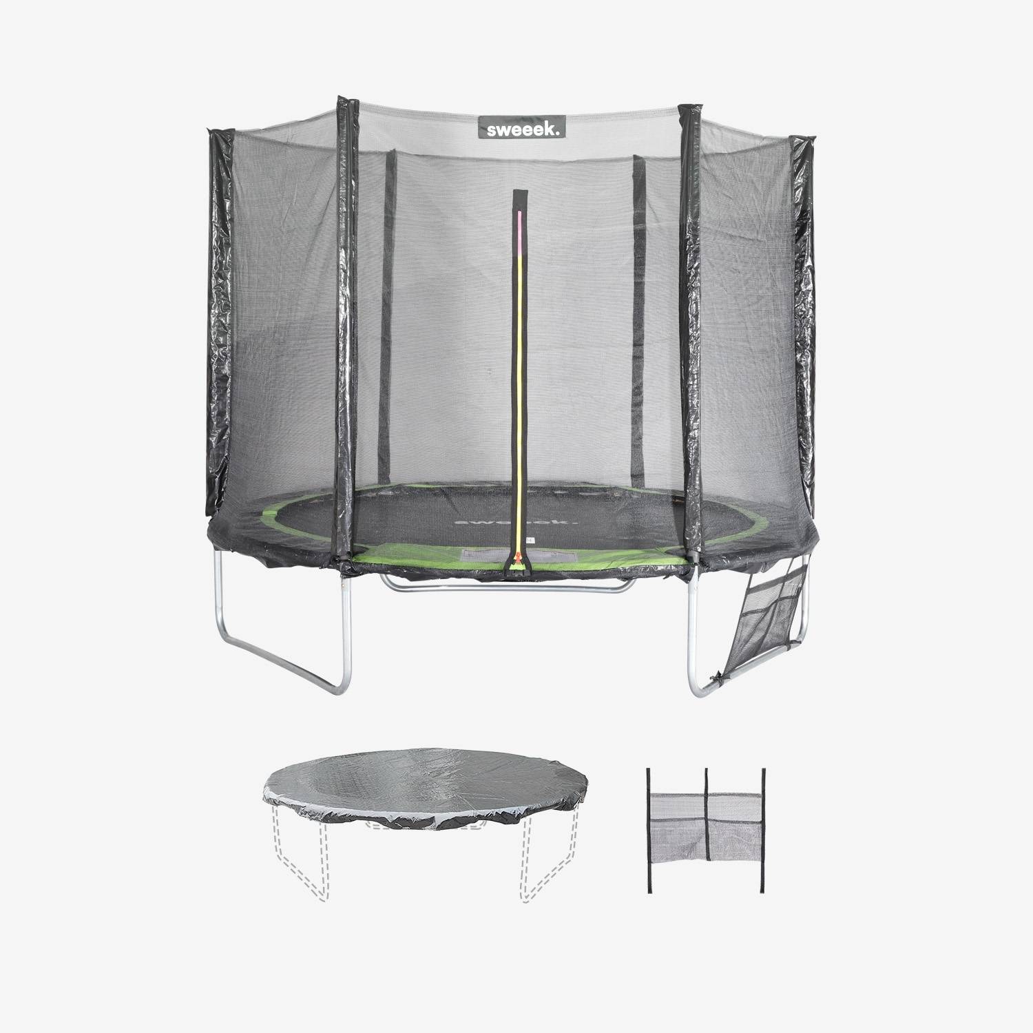 8ft trampoline with accessory kit, Green