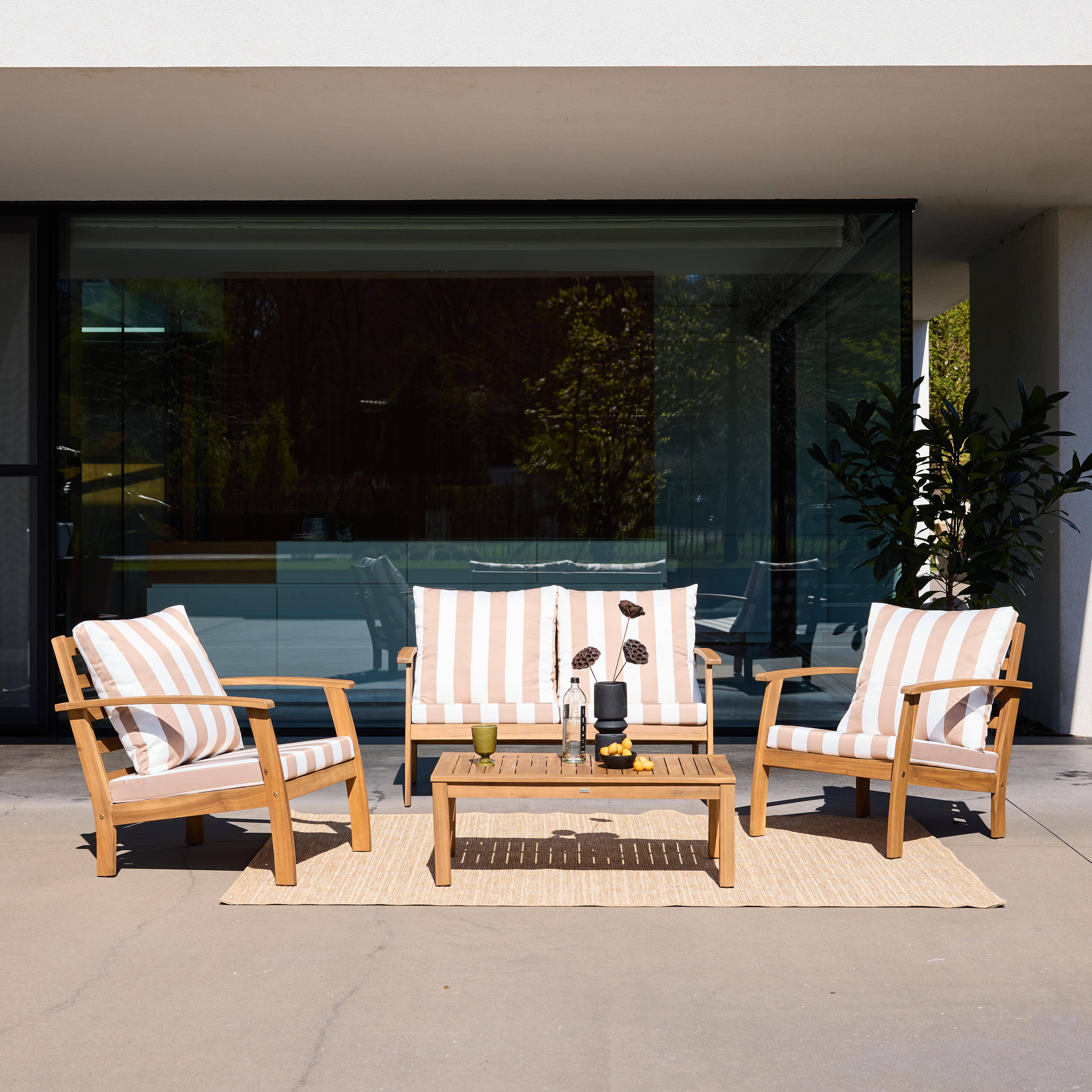 Salon de jardin en bois 4 places - Ushuaïa - Coussins beige, canapé, fauteuils et table basse en acacia, design Photo2