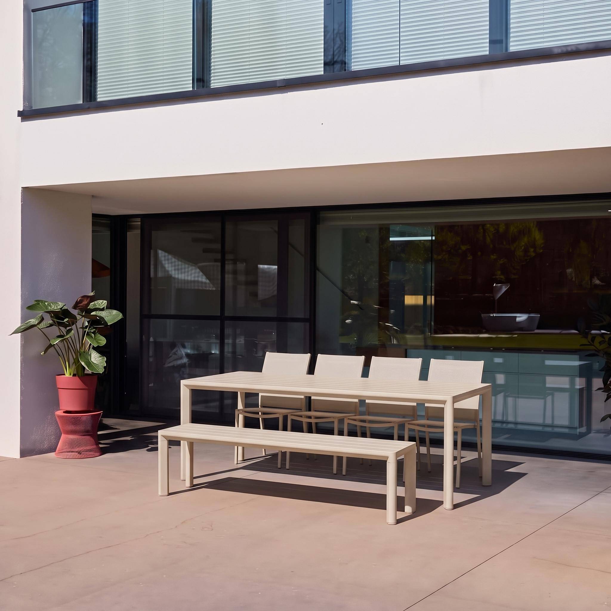 Gartentisch Sacramento, 1 Bank und 4 Stühle aus Aluminium und Textilene, beige, 220 x 100 x 75 cm,sweeek,Photo3