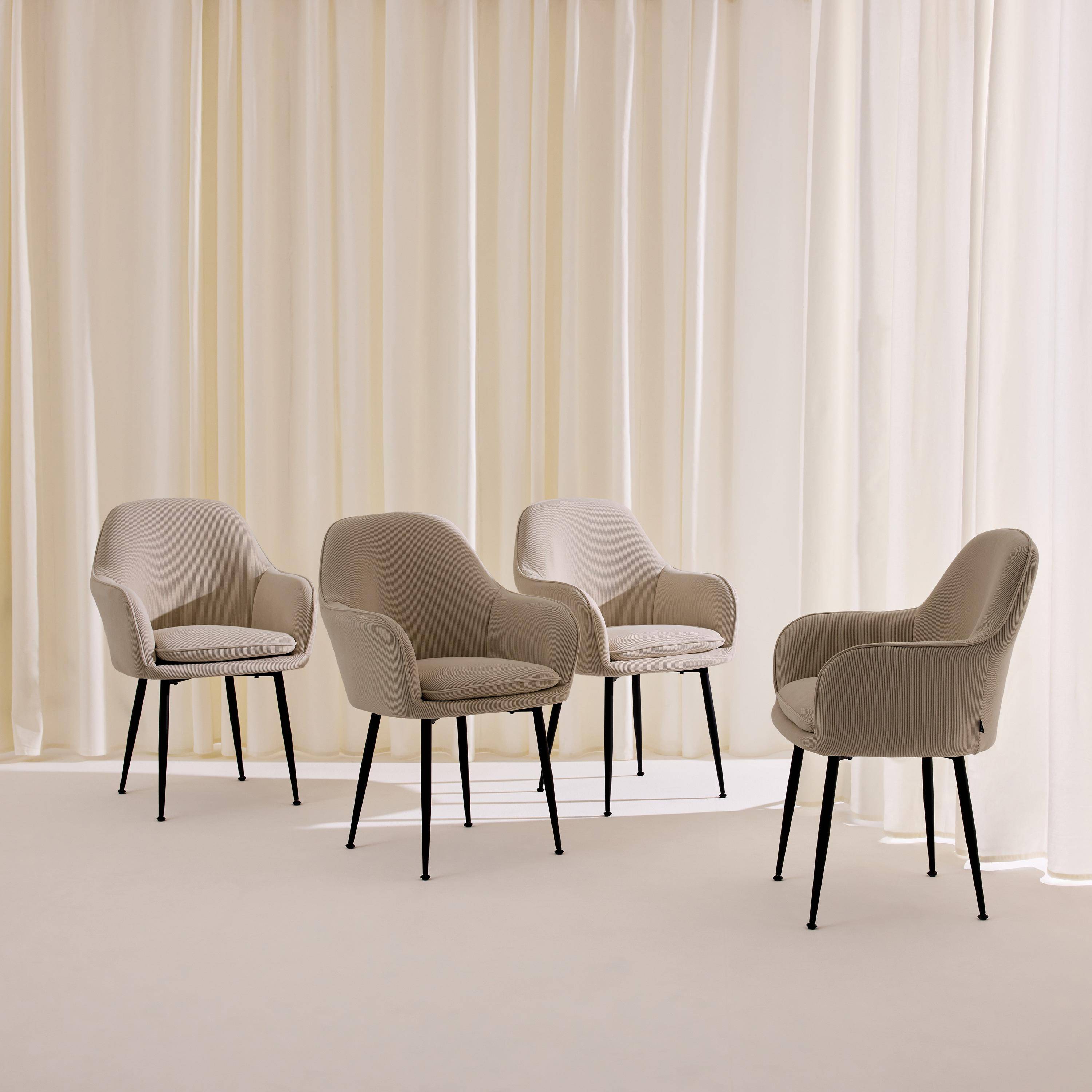 Lot de 4 fauteuils en velours côtelé taupe et pieds en métal noir mat, L 57 x P 59 x H 84,5cm,sweeek,Photo2