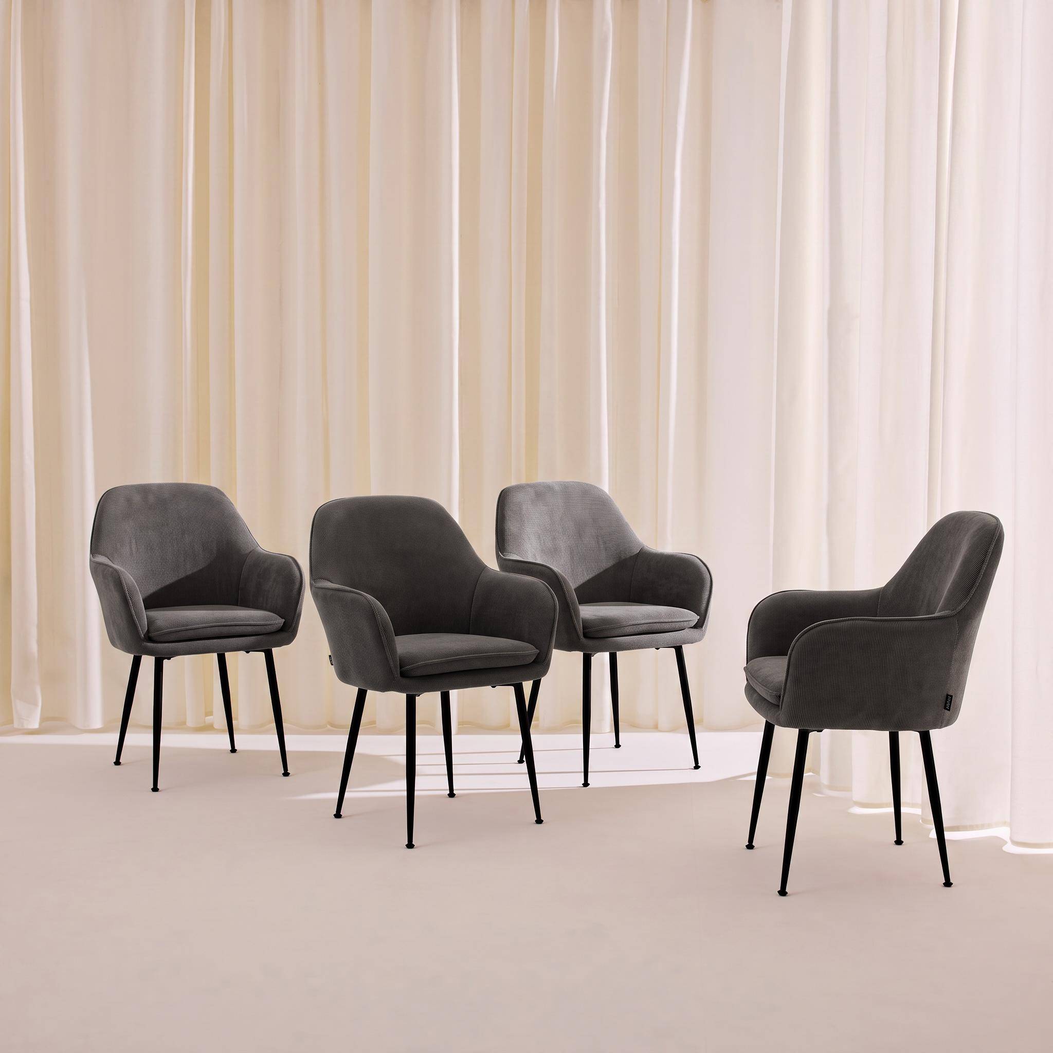 Lot de 4 fauteuils en velours côtelé gris foncé et pieds en métal noir mat, L 57 x P 59 x H 84,5cm Photo2