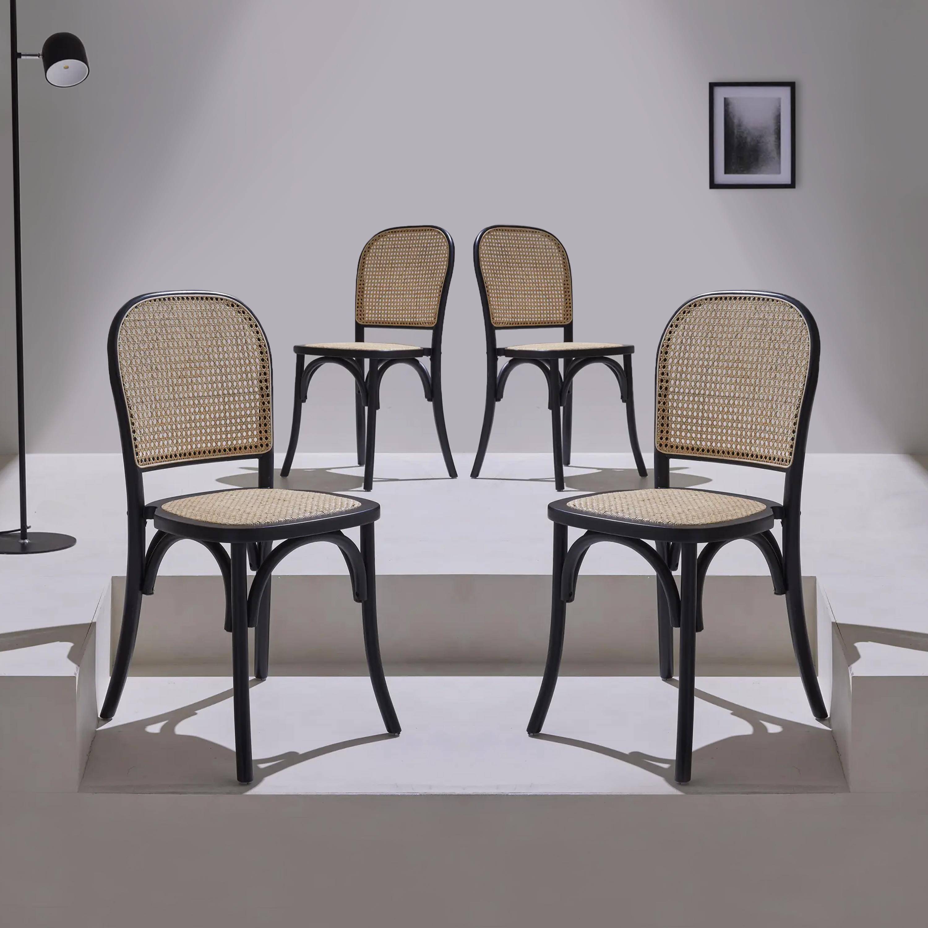 Lot de 4 chaises vintage en bois d'hévéa avec assise et dossier en rotin, coloris noir, L 44,5 x P 48 x H 89,5cm Photo1