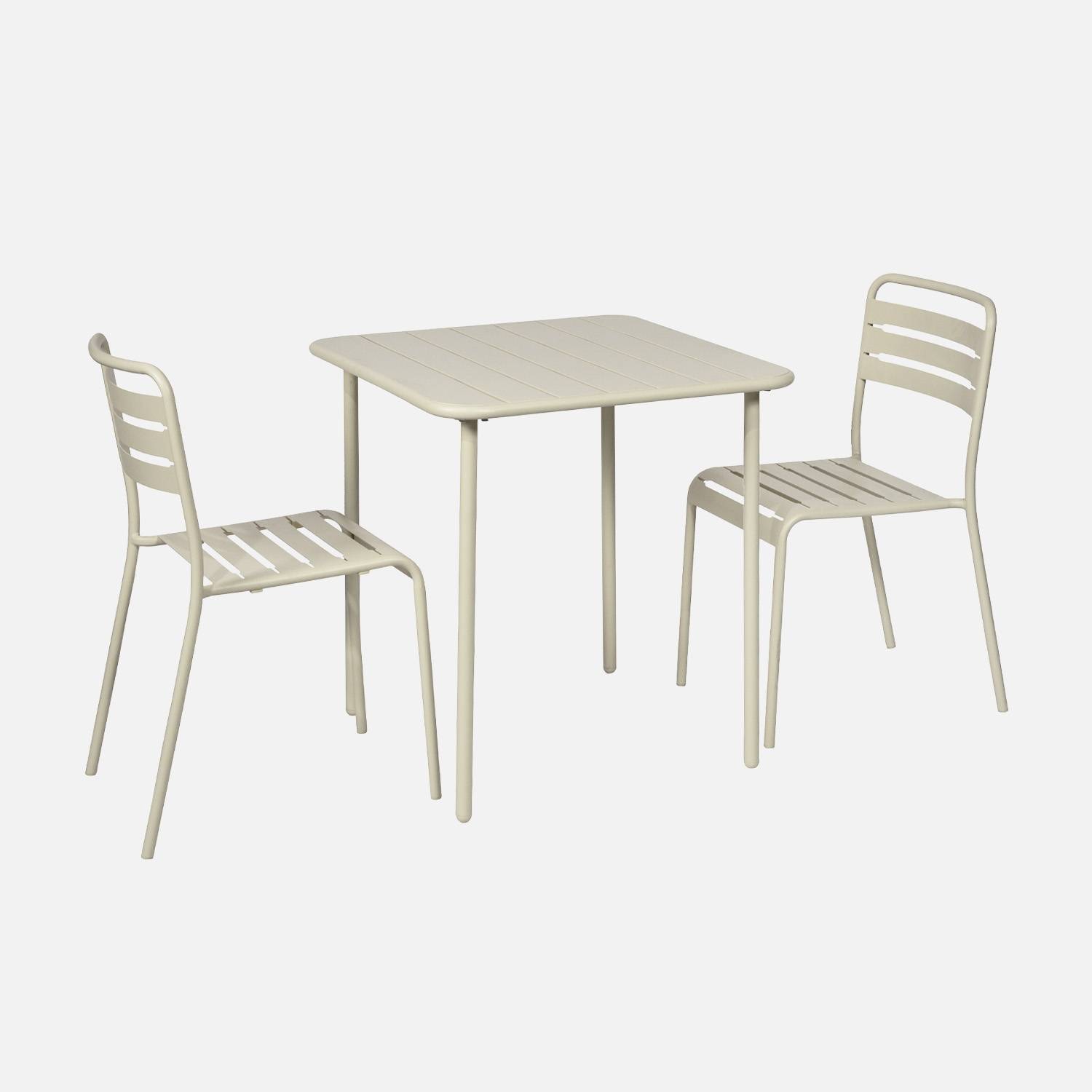 Tuinset met metalen tafel en 2 beige stoelen