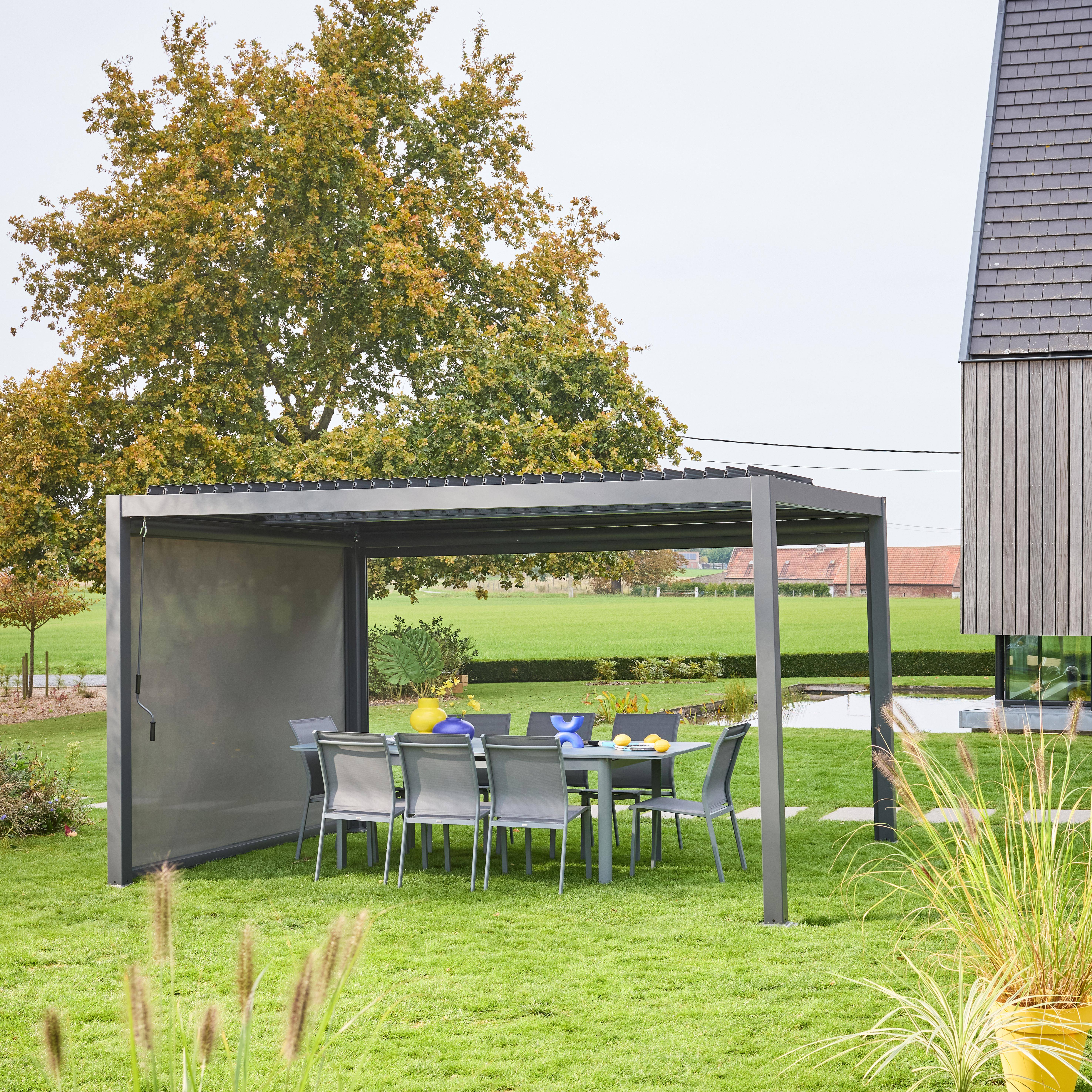 Pergola met lamellendak van aluminium en staal 3x4m + 3m PALACE antraciet zonnescherm Photo1