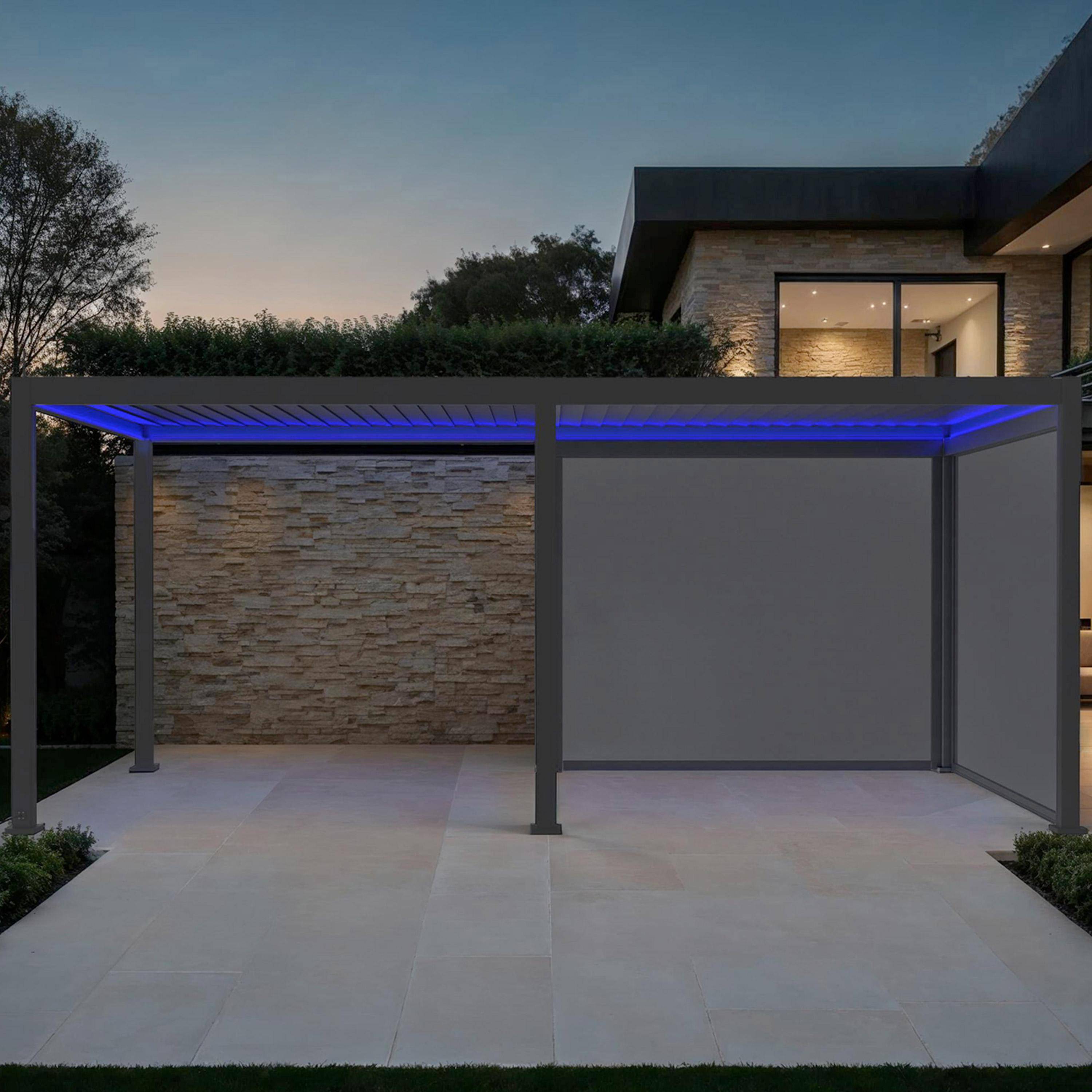 Triomphe 3x6m LED + store
