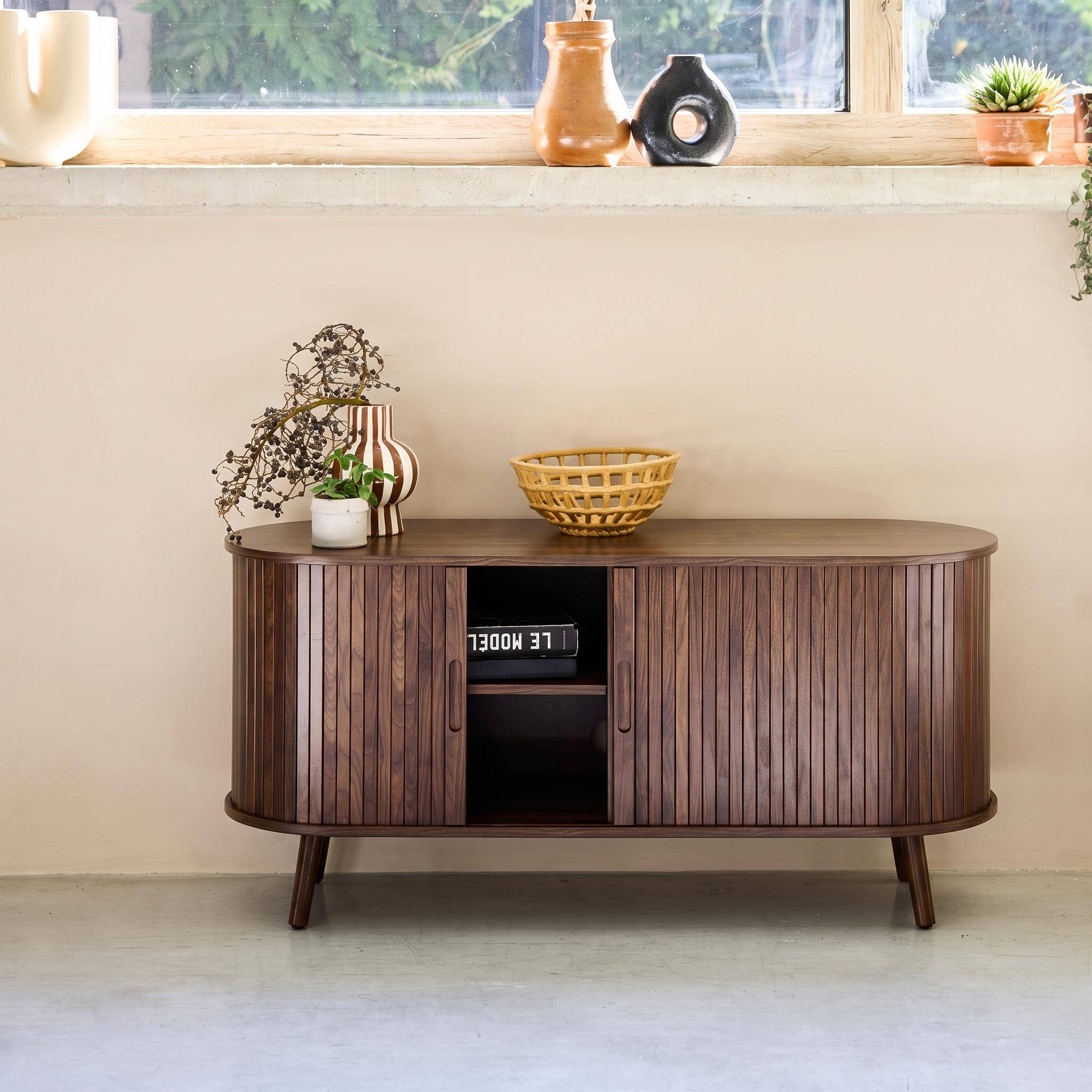 120cm scandi-style TV unit with grooved wooden effect and 2 sliding doors, Legacy, Walnut, 120x40x57 cm Photo5