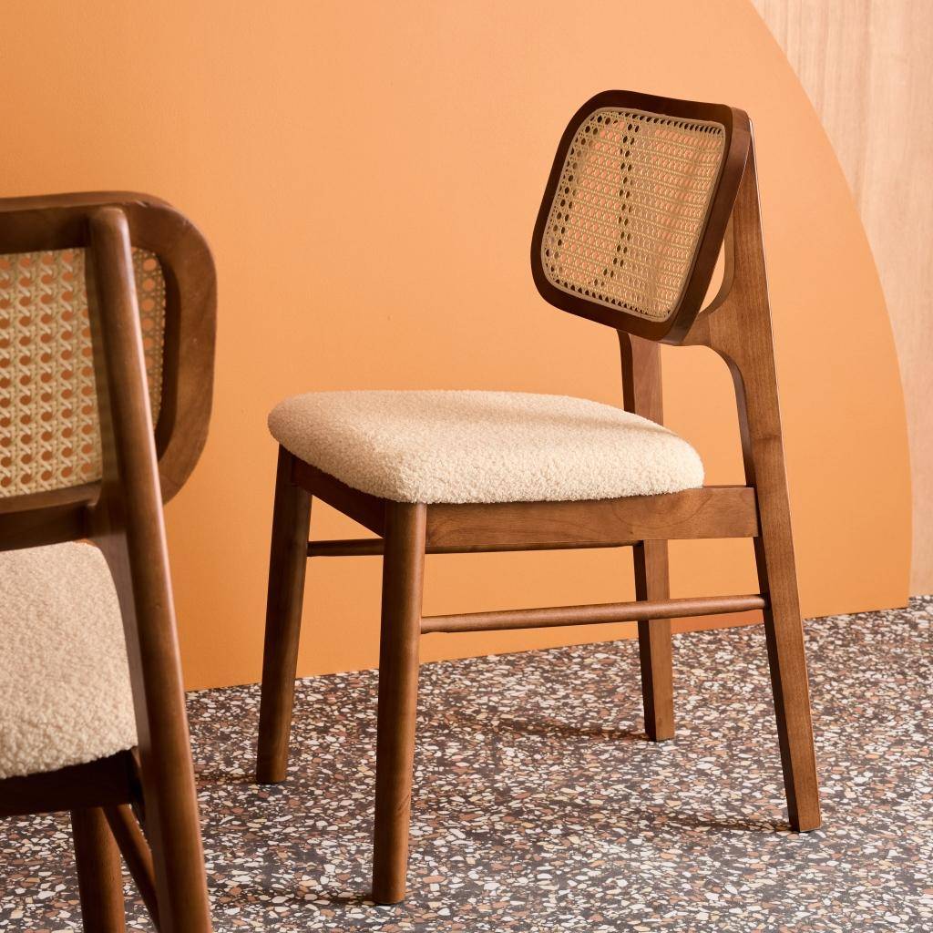 Set van 2 vintage stoelen van rubberhout en vlechtwerk met bouclé walnoot en crème - Mani,sweeek,Photo3