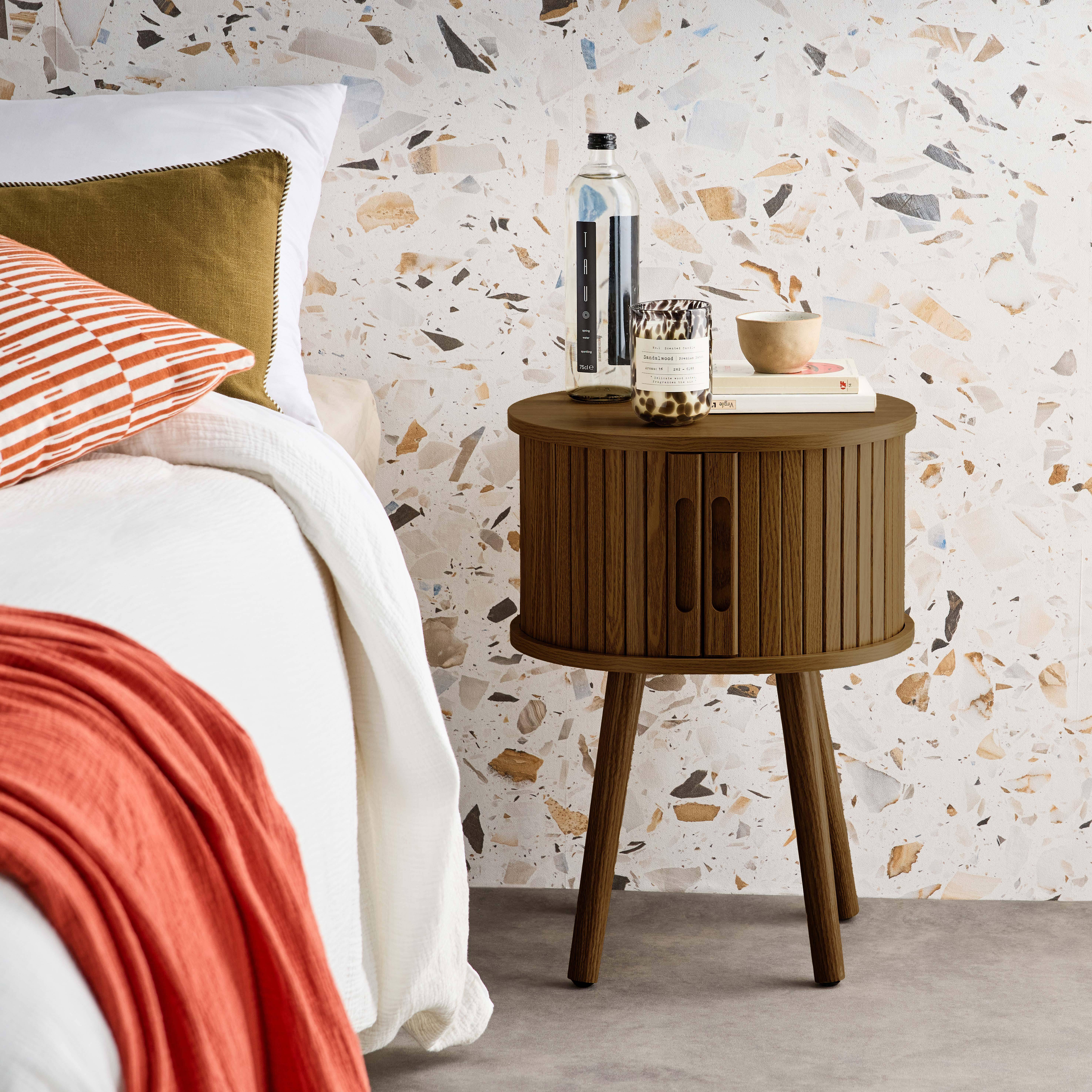 Lot de 2 tables de chevet ovale 2 portes coulissantes poignées creusées, effet bois rainuré, L40 x l34 x H54,8cm Photo2