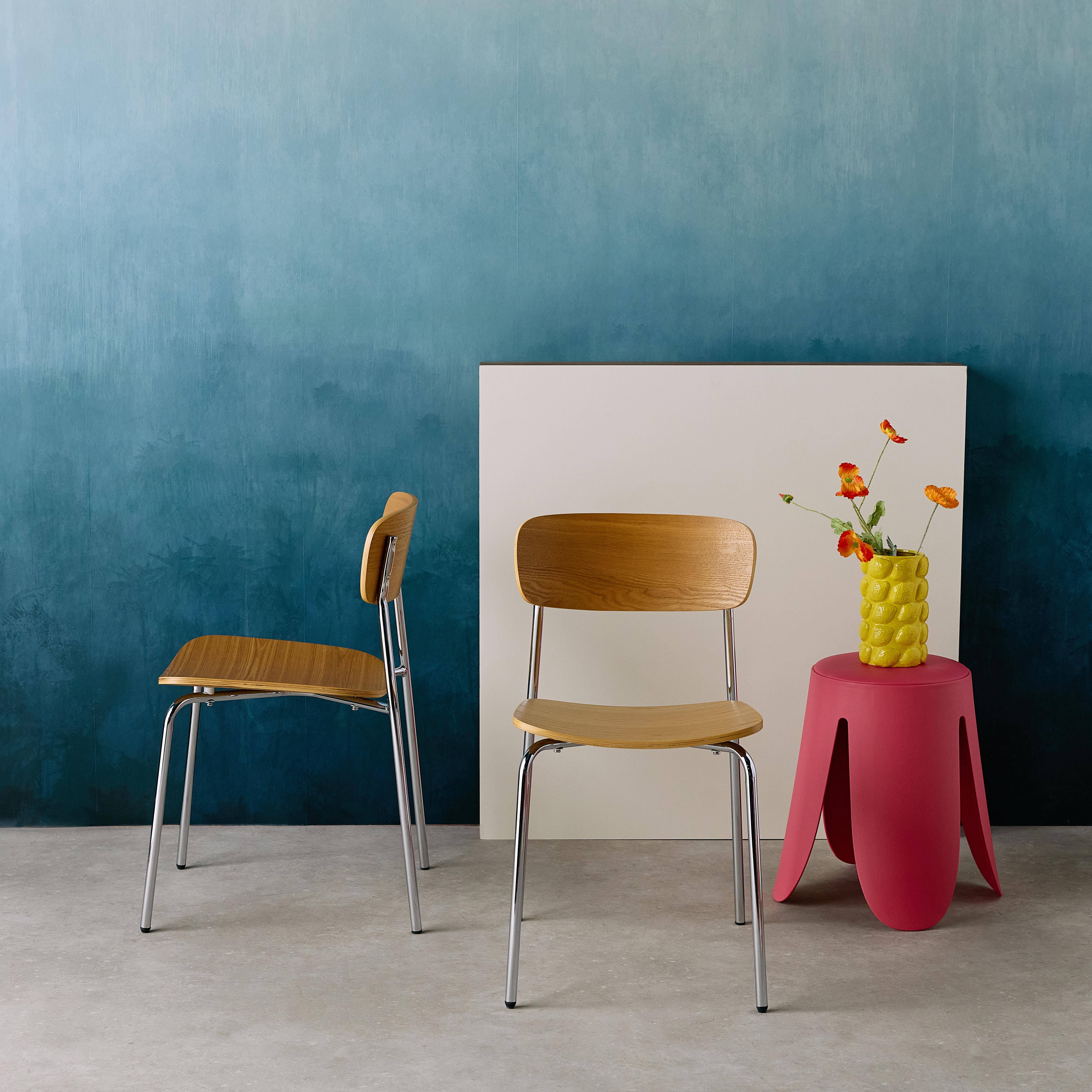 Lot de 2 chaises vintage contreplaqué avec placage bois effet frêne et pieds métal chromé L 43.5 x P 51 x H 77cm - Toby,sweeek,Photo1
