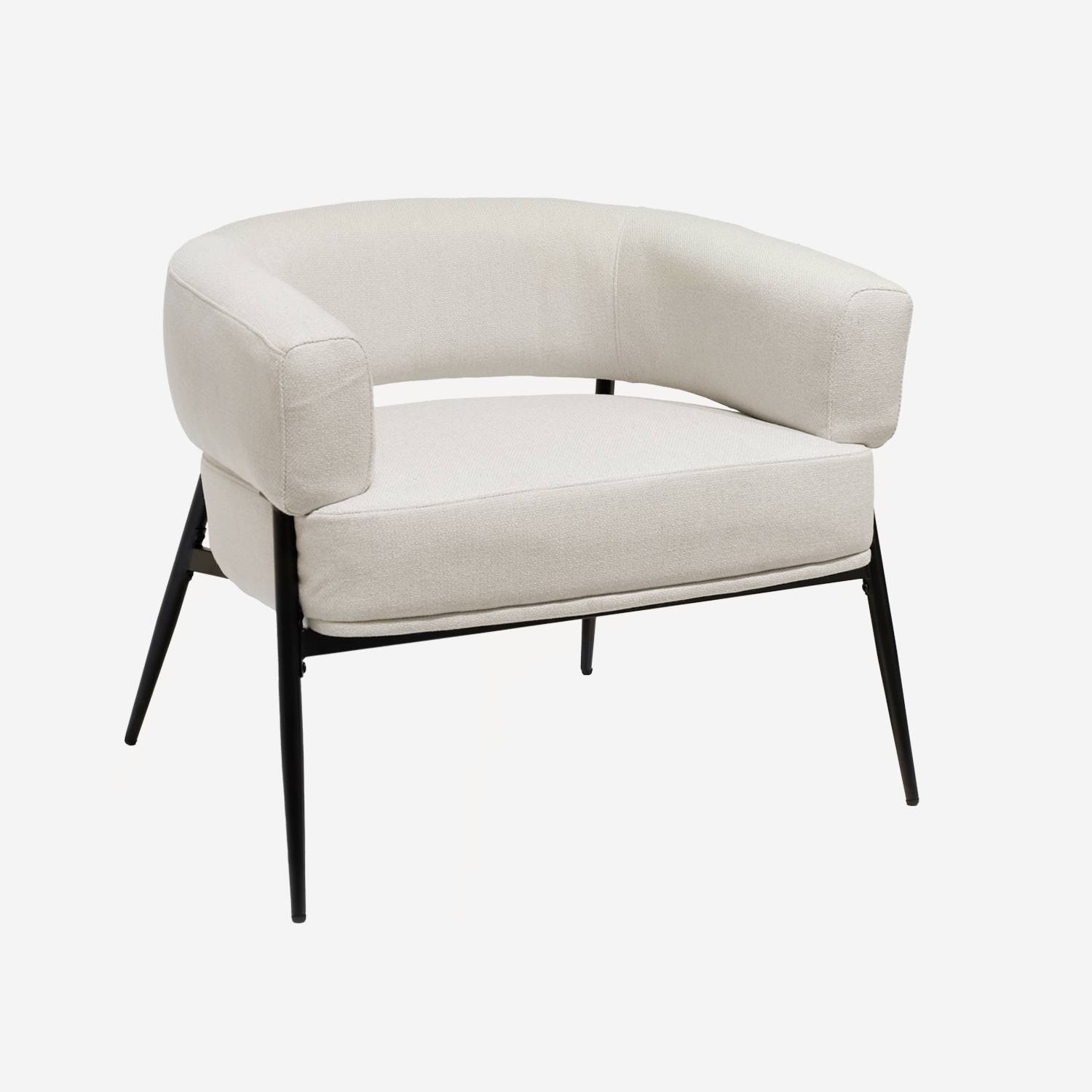 Sillón de tela con respaldo curvo y patas de metal, Blanco