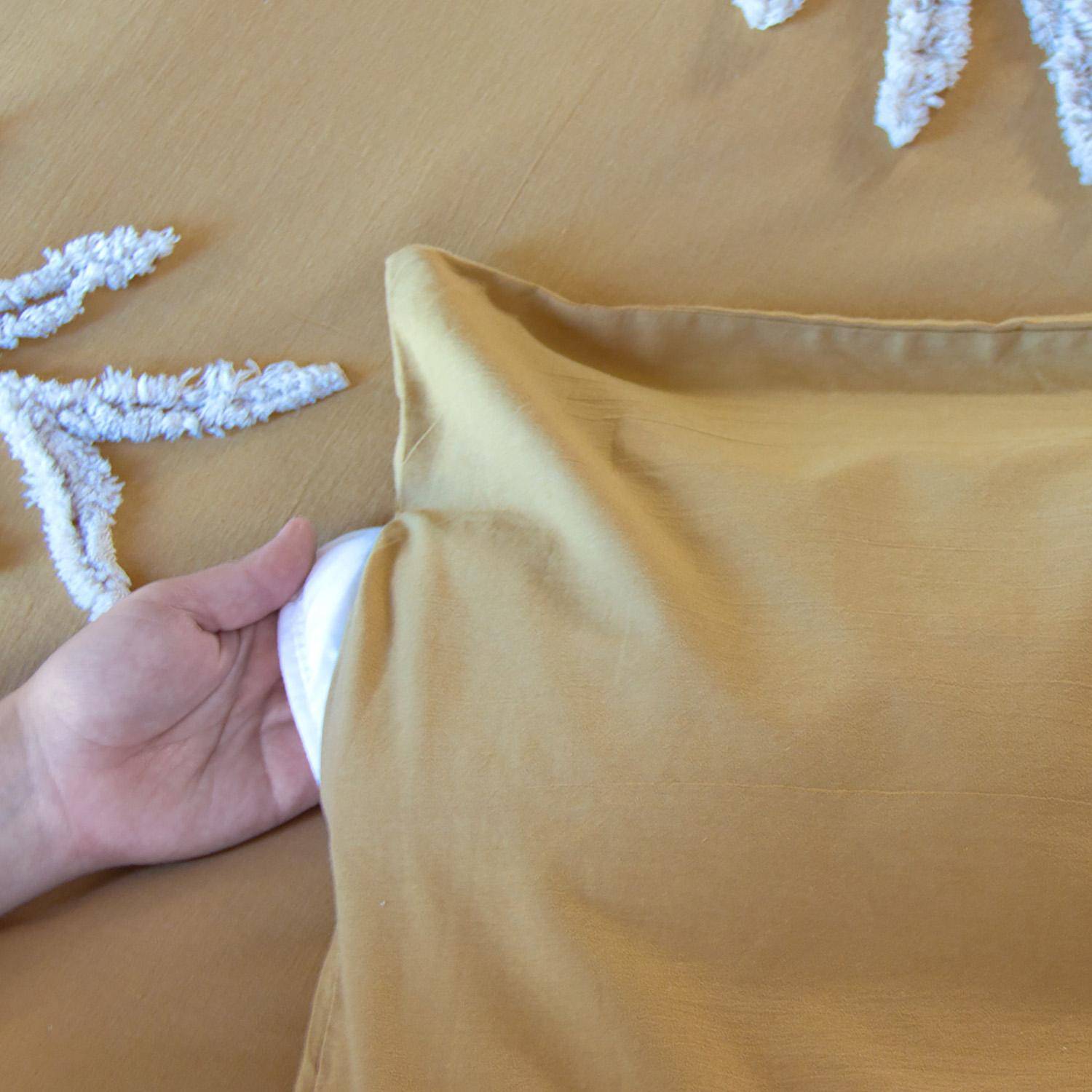 Parure de lit coton lavé tufté motifs végétaux 2 places moutarde, 1 housse 260x240cm + 2 taies 63x63cm,sweeek,Photo4