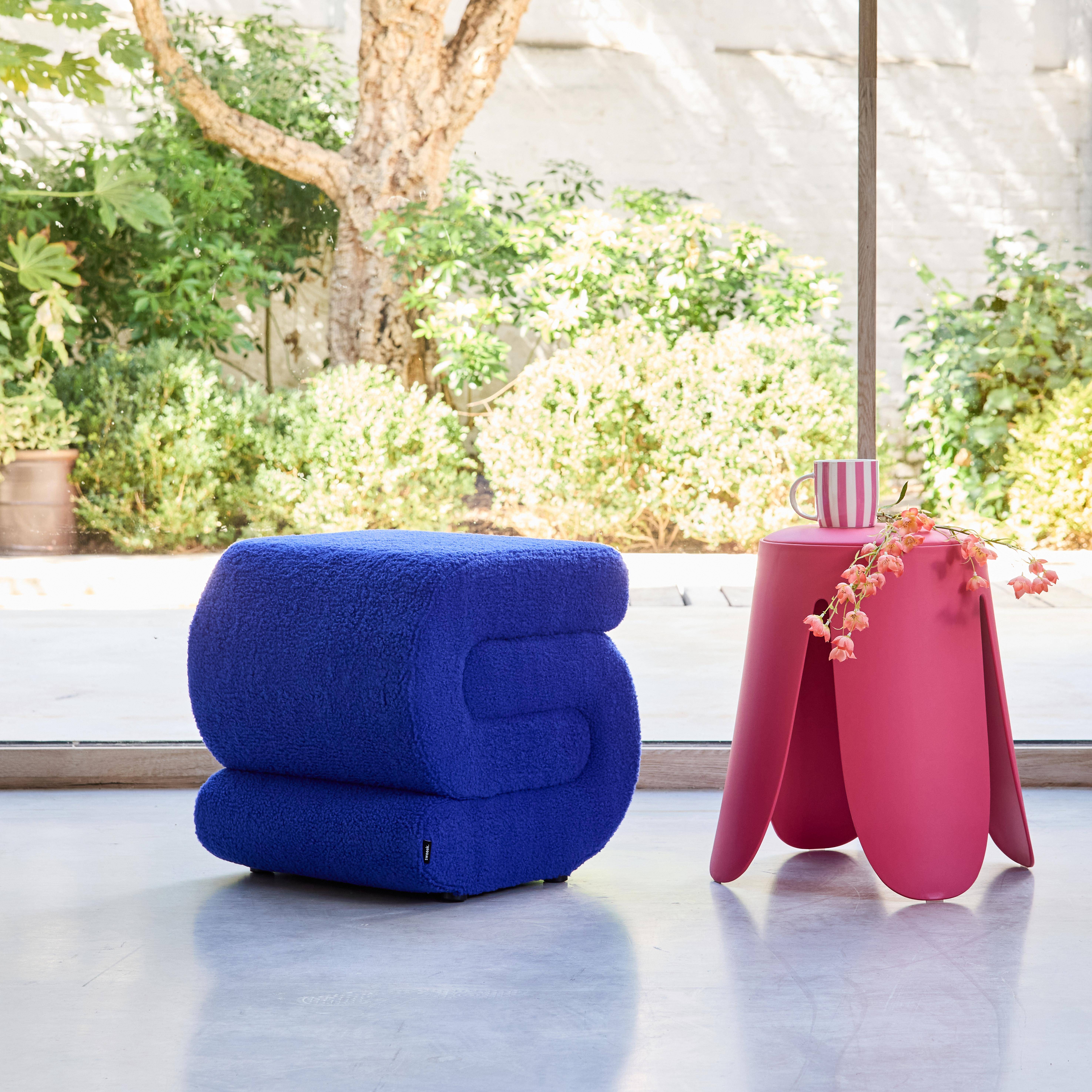 Designbank boucléstof 1 plaats blauw L 43 x B 47 x H 44cm - Sasha Photo1