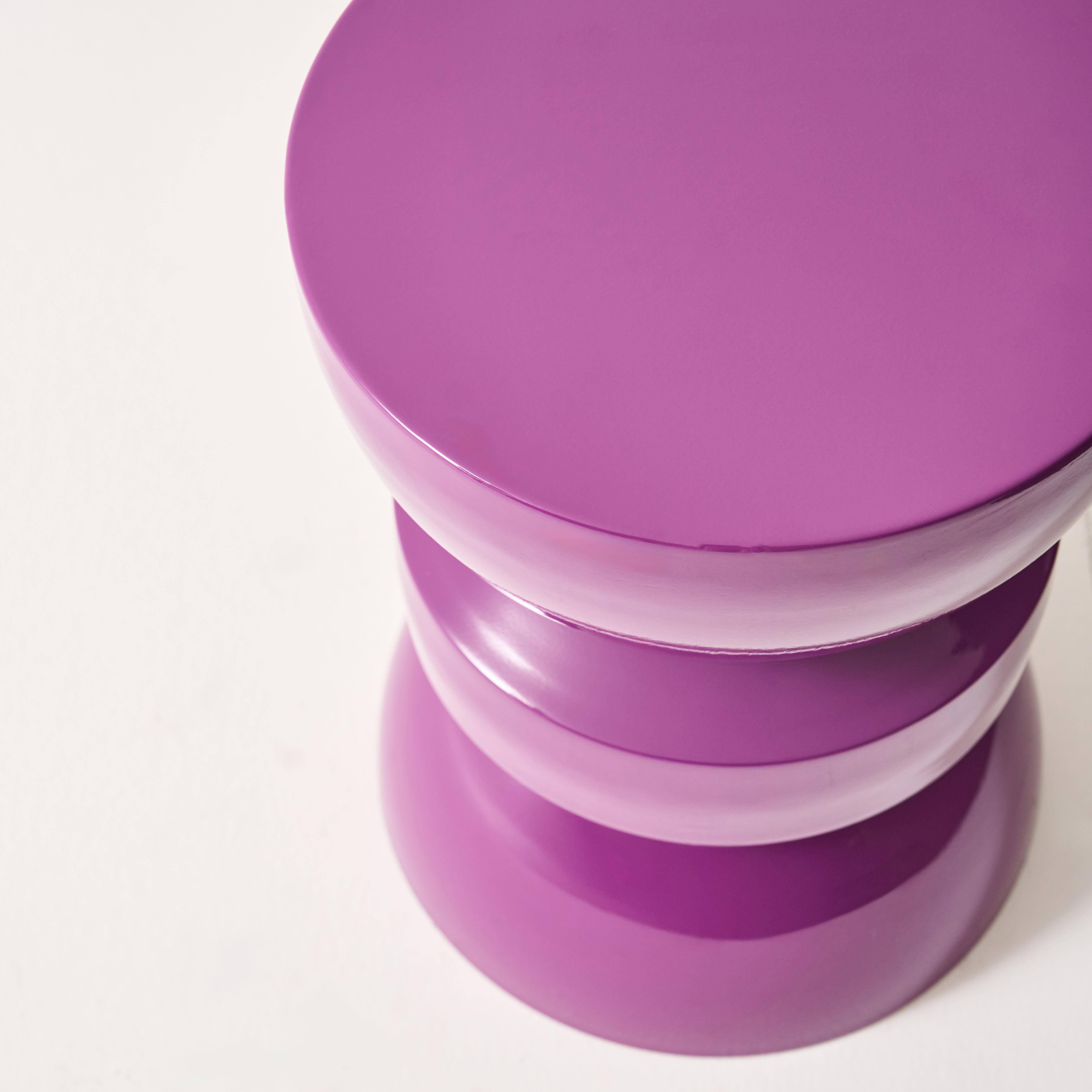 Table d'appoint, bout de canapé, table de chevet en métal effet glassy violet Assa, Ø32 x H 44,5cm Photo5