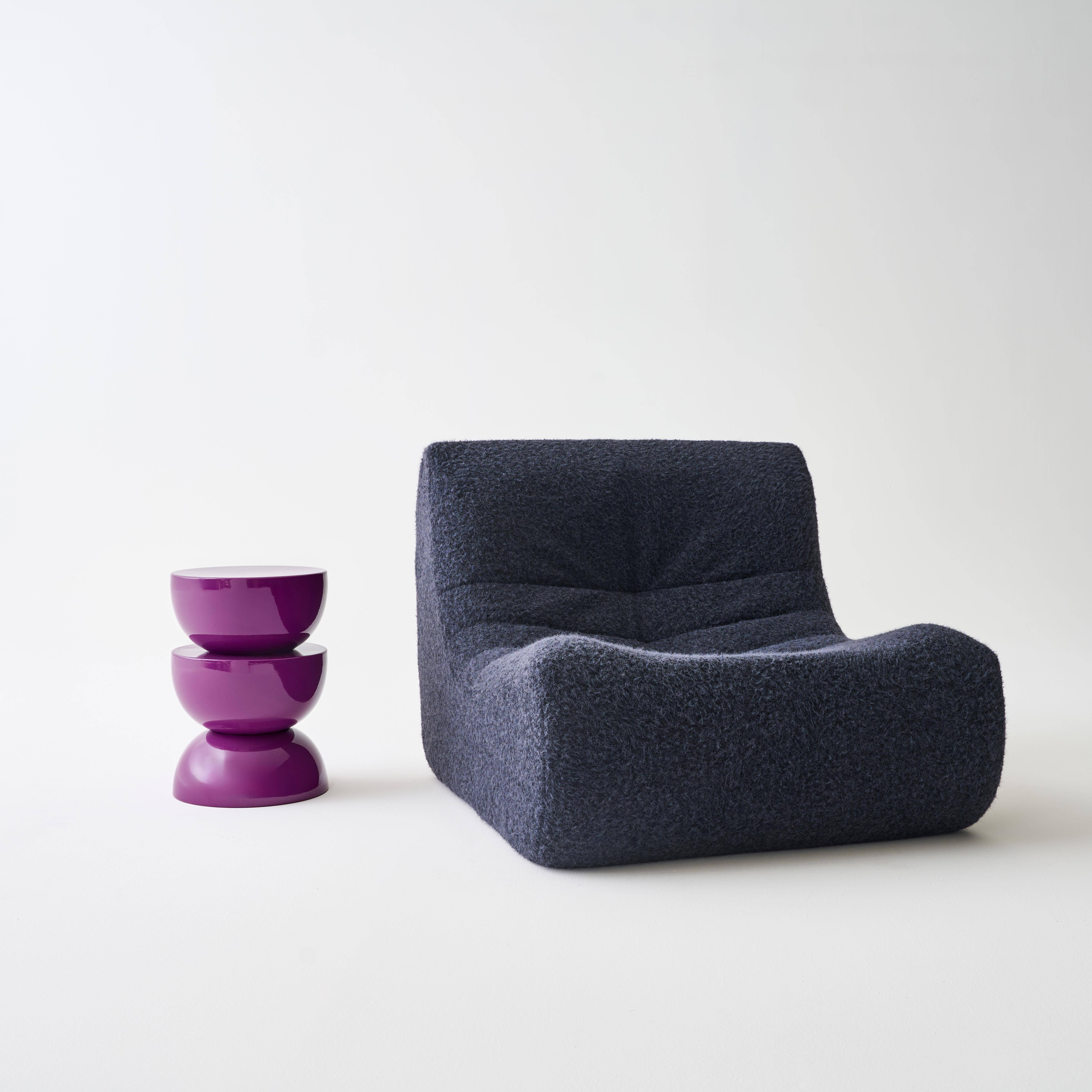 Table d'appoint, bout de canapé, table de chevet en métal effet glassy violet Coumba, Ø32 x H 46,5cm,sweeek,Photo2