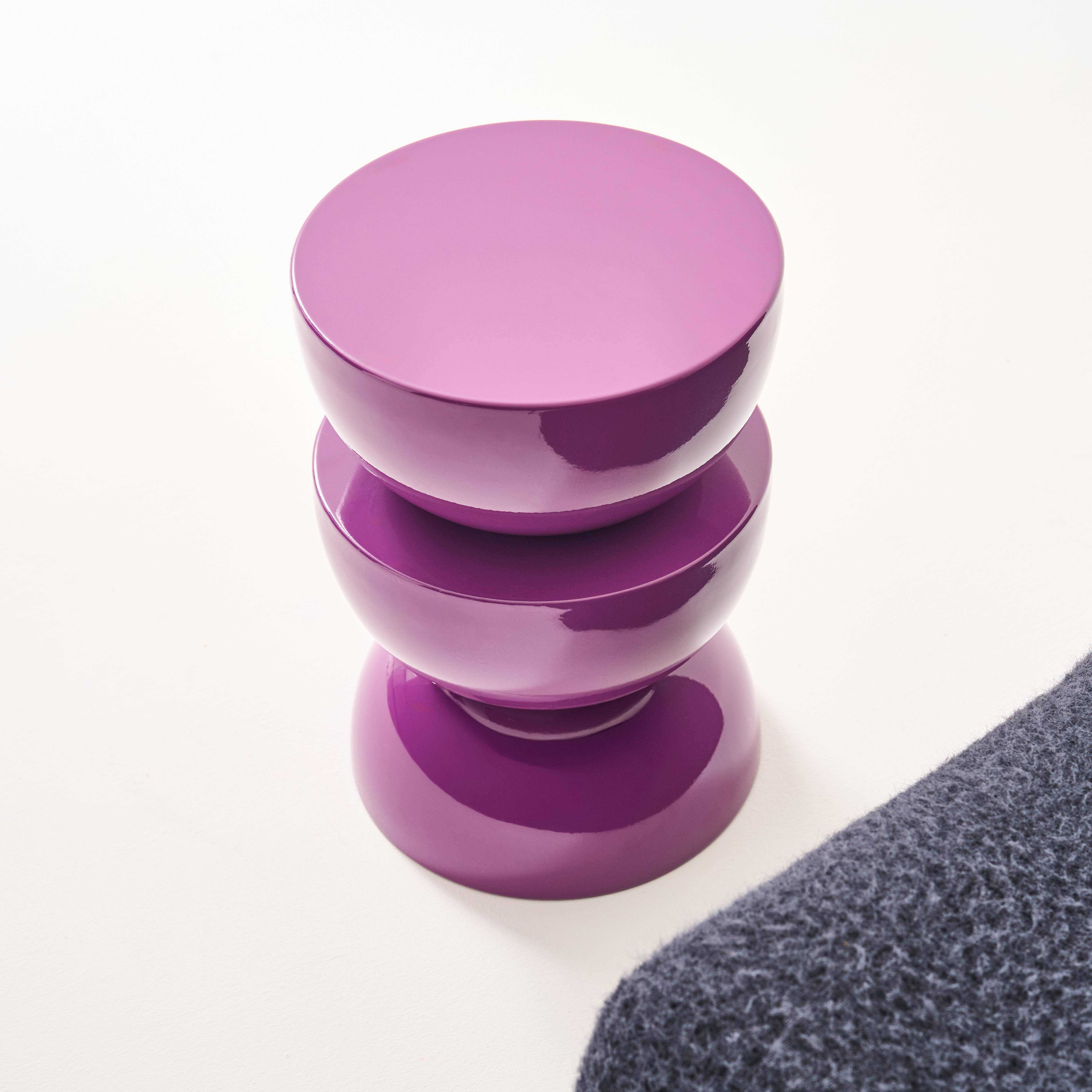 Table d'appoint, bout de canapé, table de chevet en métal effet glassy violet Coumba, Ø32 x H 46,5cm Photo4