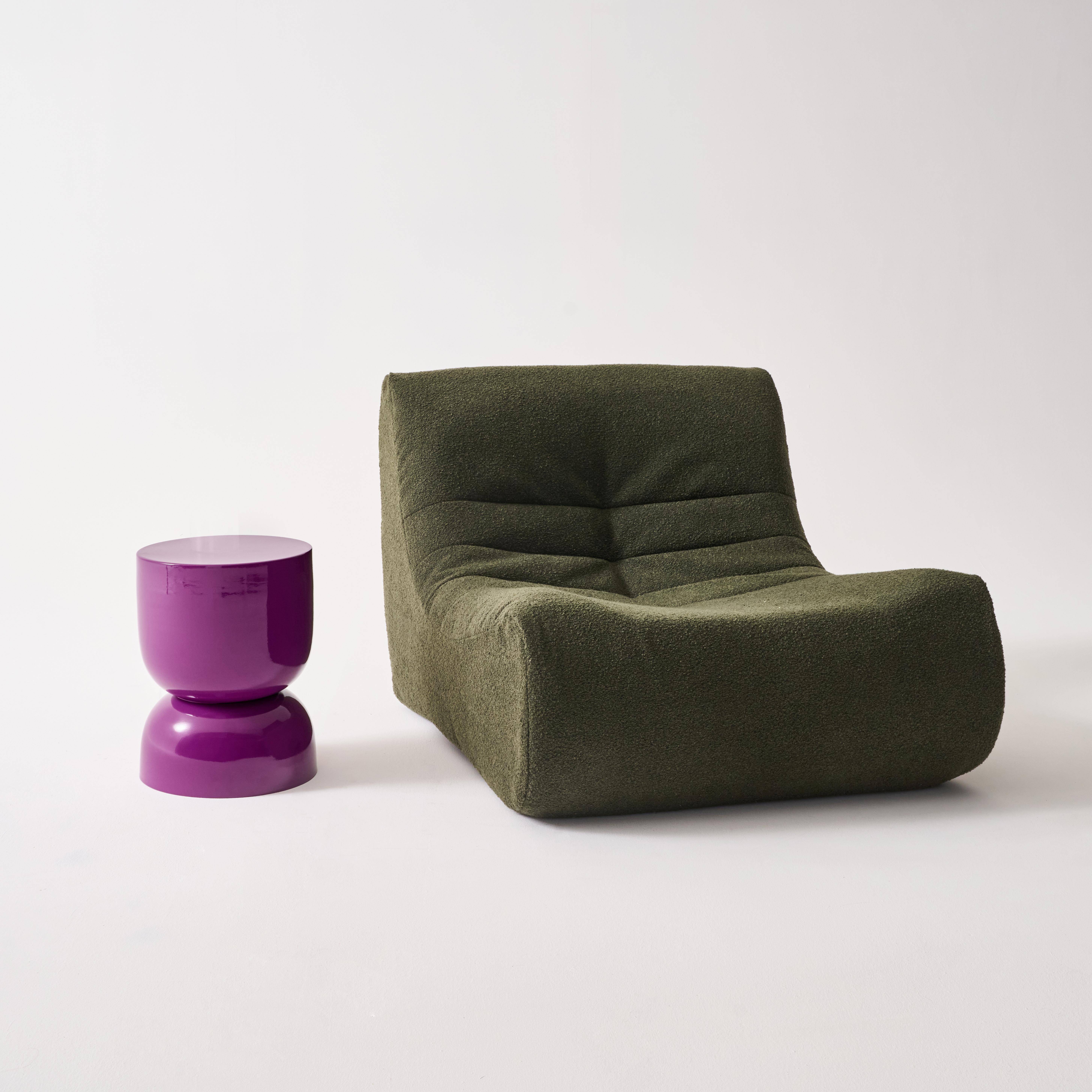 Table d'appoint, bout de canapé, table de chevet en métal effet glassy violet Madi Ø32 x H 42cm Photo2