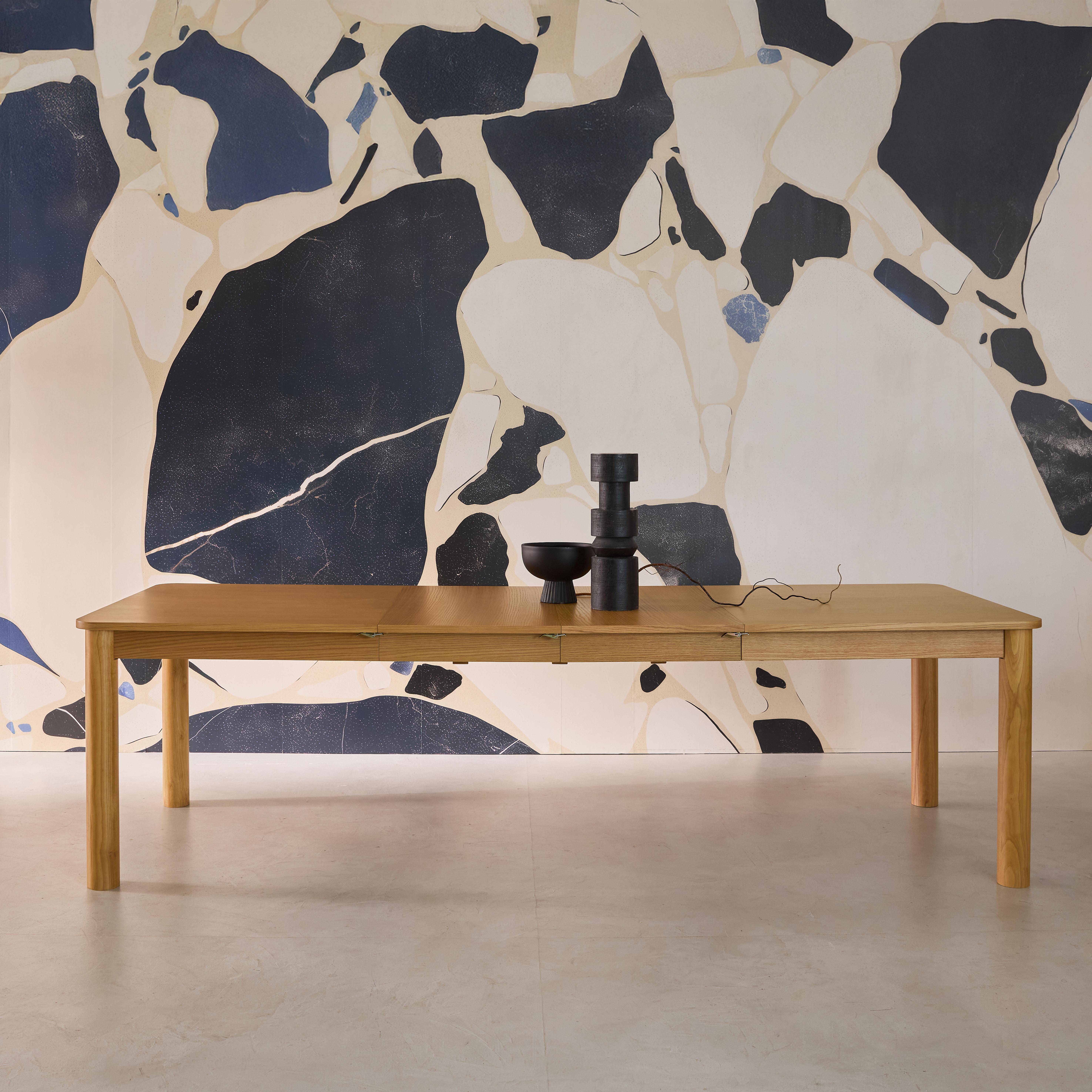 Table à manger rectangulaire extensible bois d'hévéa et placage chêne naturel 6 à 10 places - 170-270cm - Solene Photo1