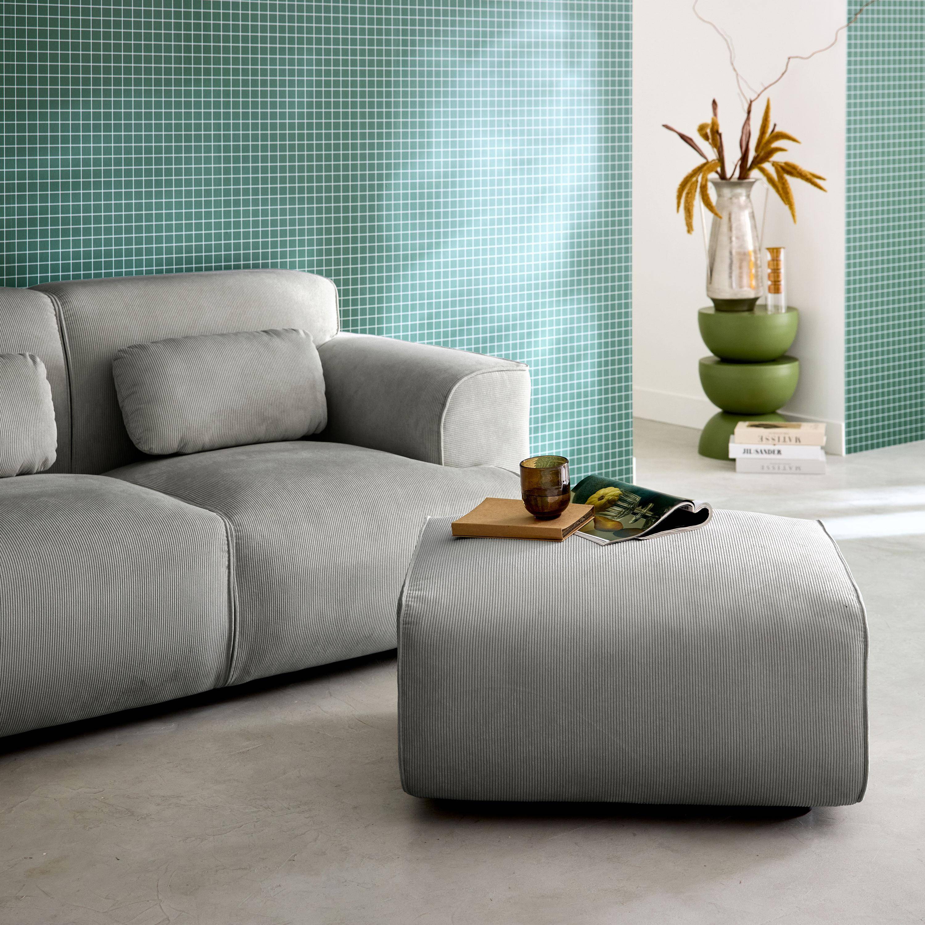 Pufa, podnóżek z sztruksu do sofy 2-osobowej w jasnoszarym kolorze, dł. 76 x gł. 70 x wys. 41 cm - Wallas,sweeek,Photo2