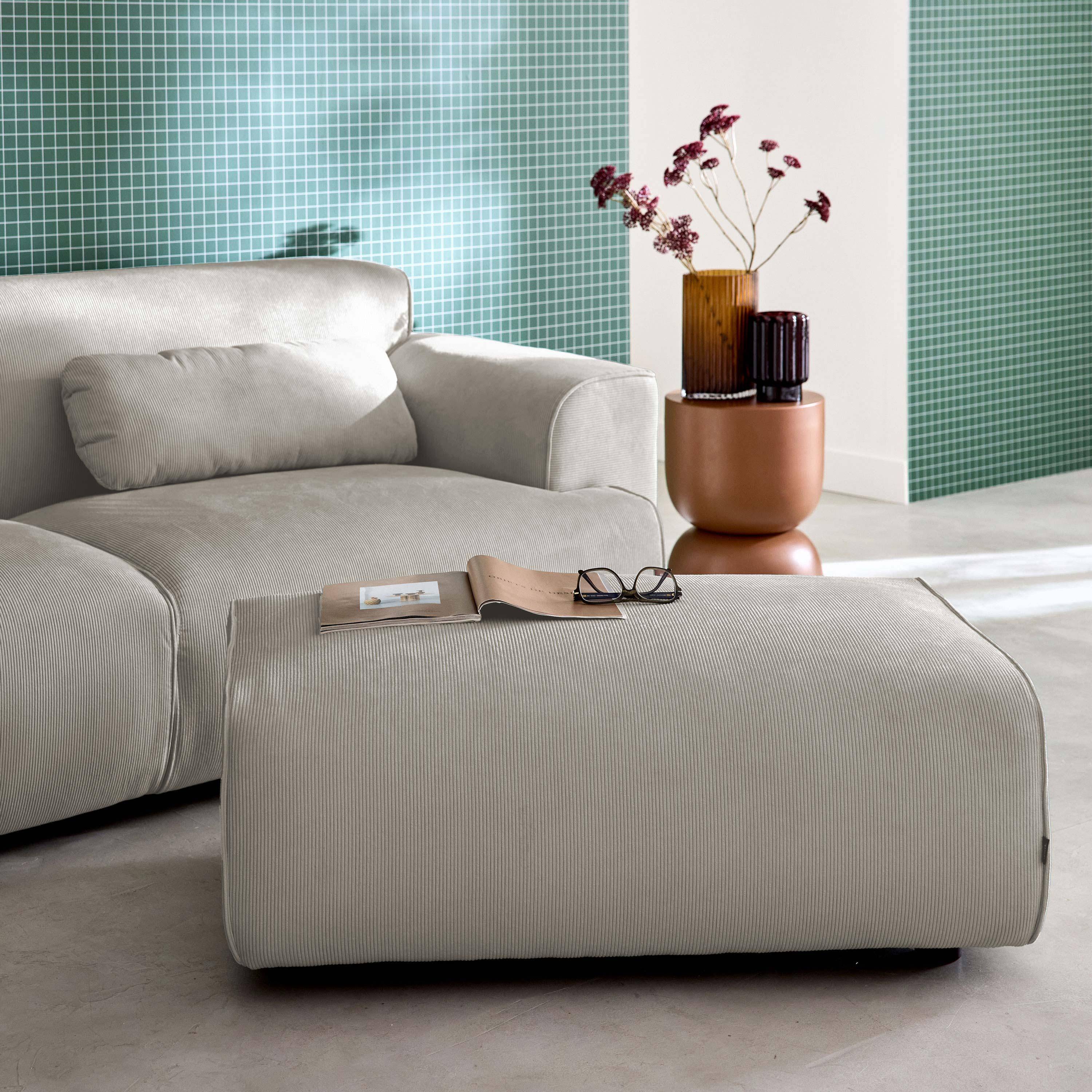 Pufa, podnóżek z sztruksu do sofy 3-osobowej w szaro-beżowym kolorze, dł. 102 x szer. 70 x wys. 41 cm - Wallas,sweeek,Photo2