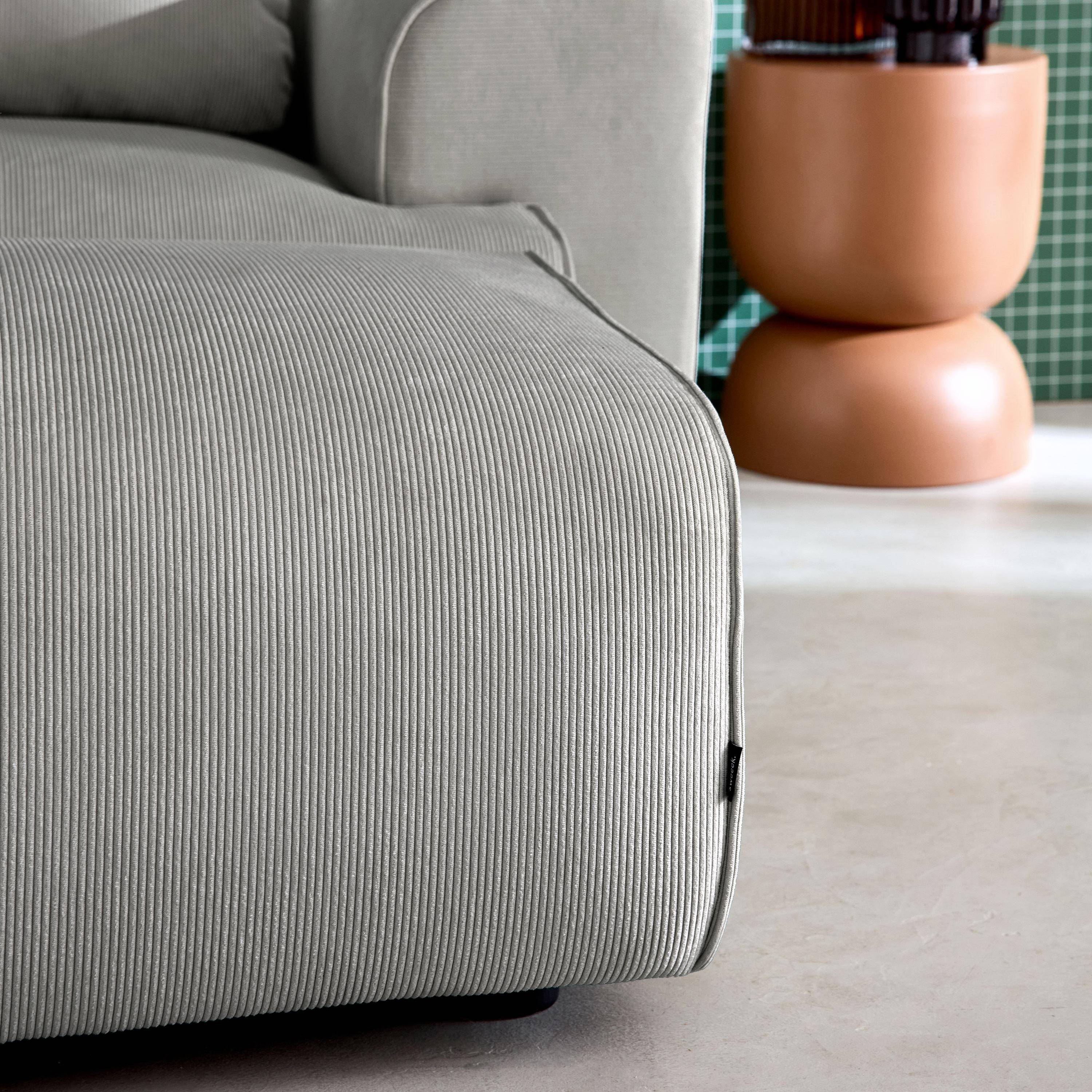 Pufa, podnóżek z sztruksu do sofy 3-osobowej w jasnoszarym kolorze, dł. 102 x szer. 70 x wys. 41 cm - Wallas,sweeek,Photo3