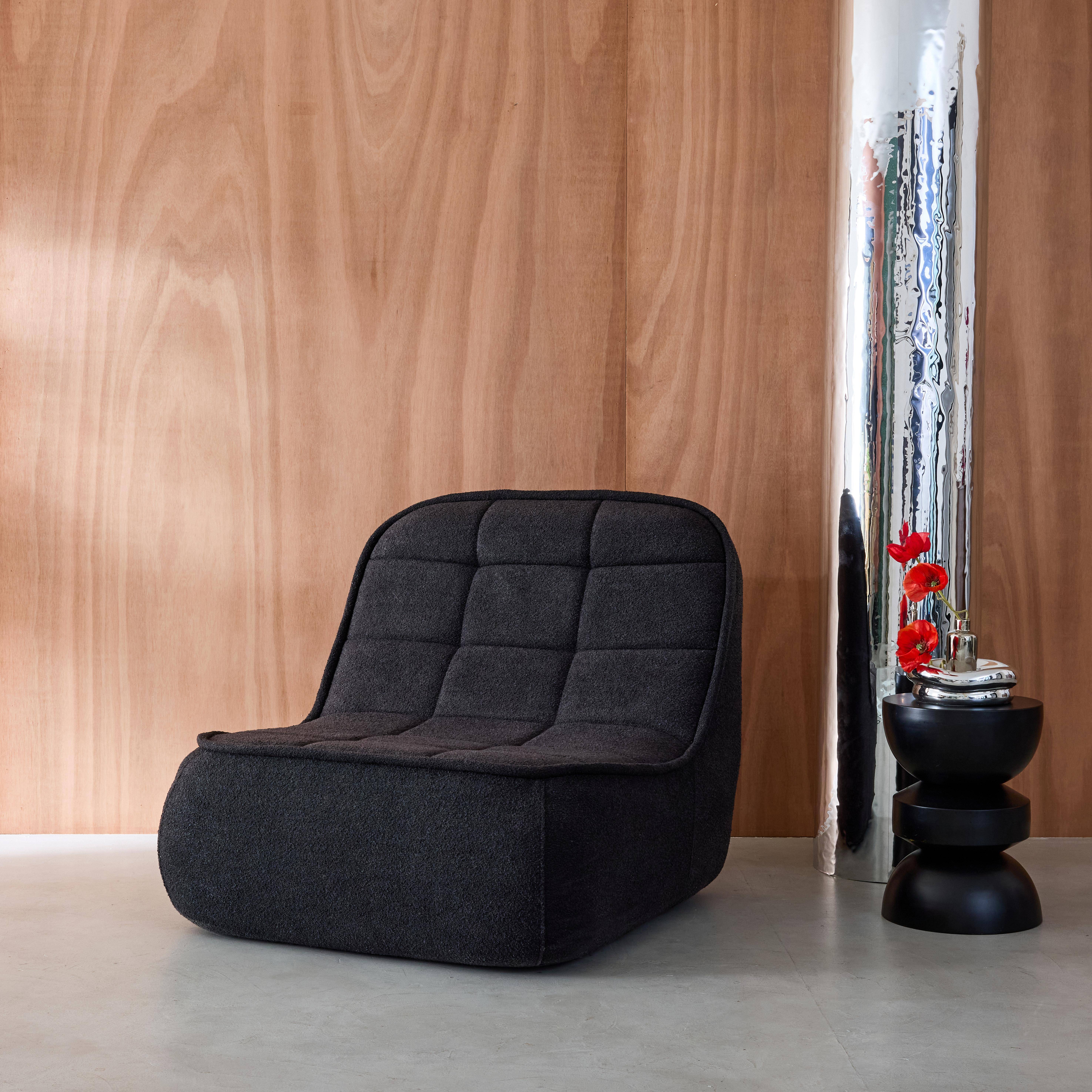 Sessel mit strukturiertem Bouclébezug, schwarz B 93 x T 104 x H 85 cm - Boni,sweeek,Photo1