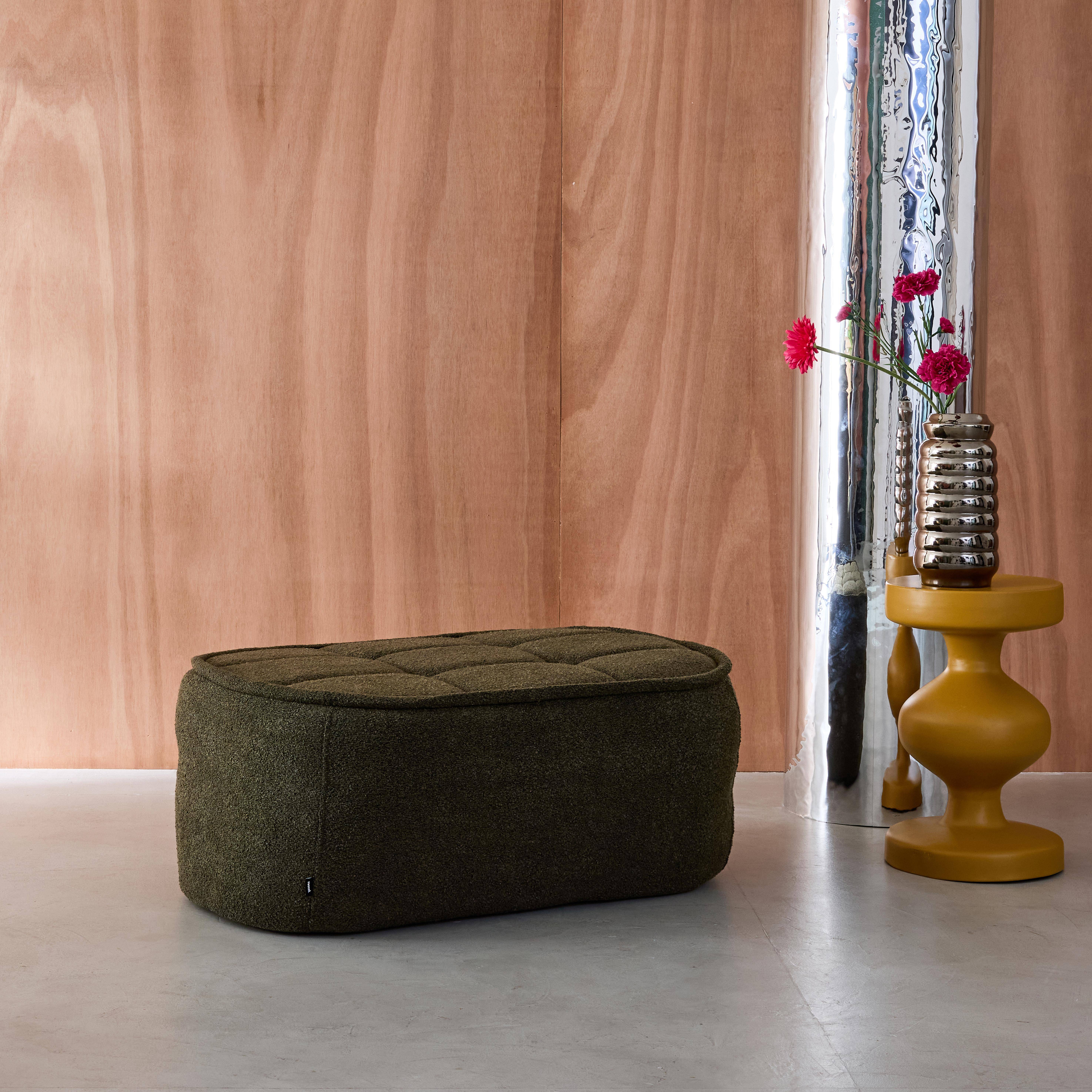 Sitzhocker, Fußhocker mit strukturierem Bouclé-Bezug in khaki für den Sessel Boni B 91 x T 63 x H 40 cm - Boni,sweeek,Photo1