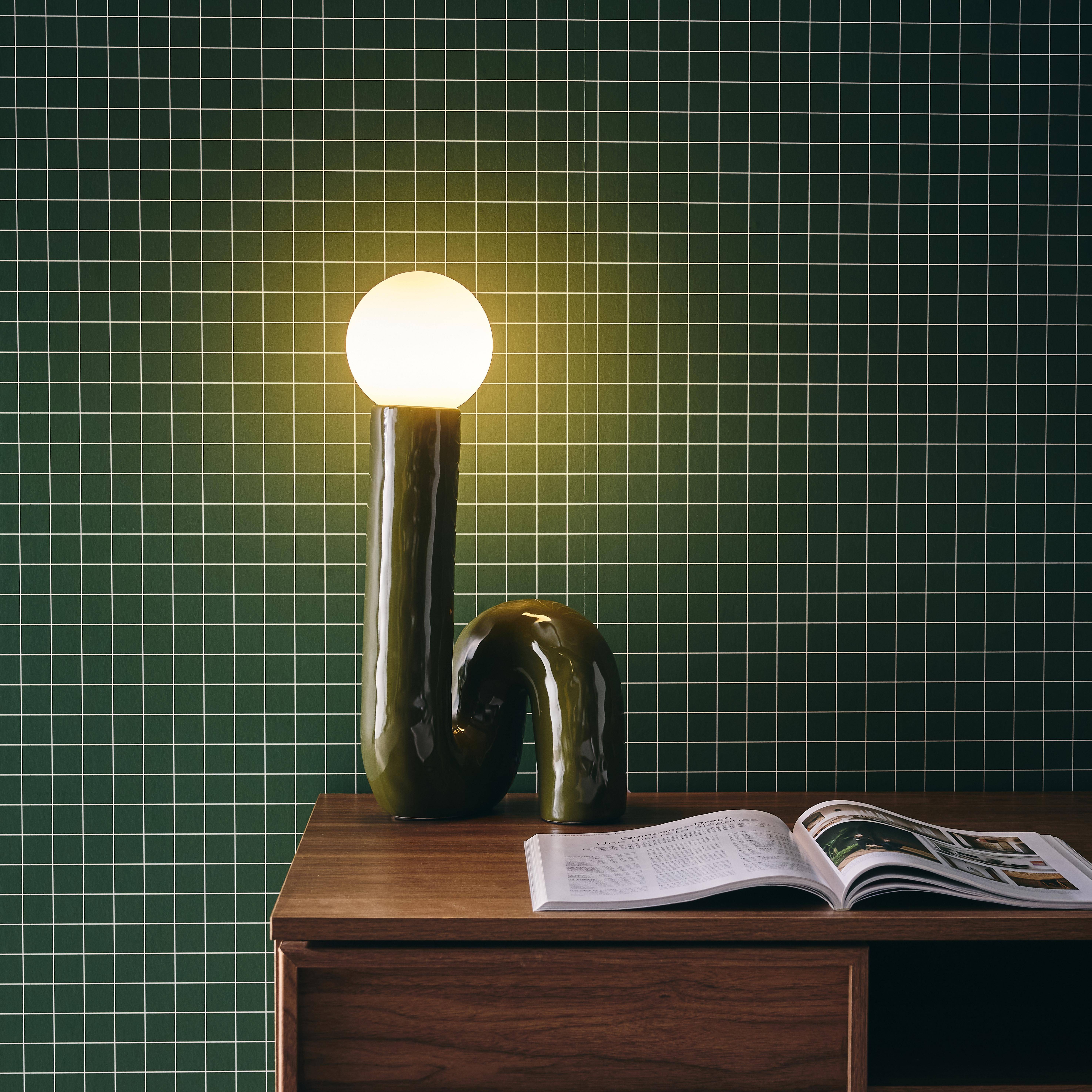 Organische tafellamp geglazuurd keramiek kaki 20 x 17,5 x 44,5 cm - Elma,sweeek,Photo2