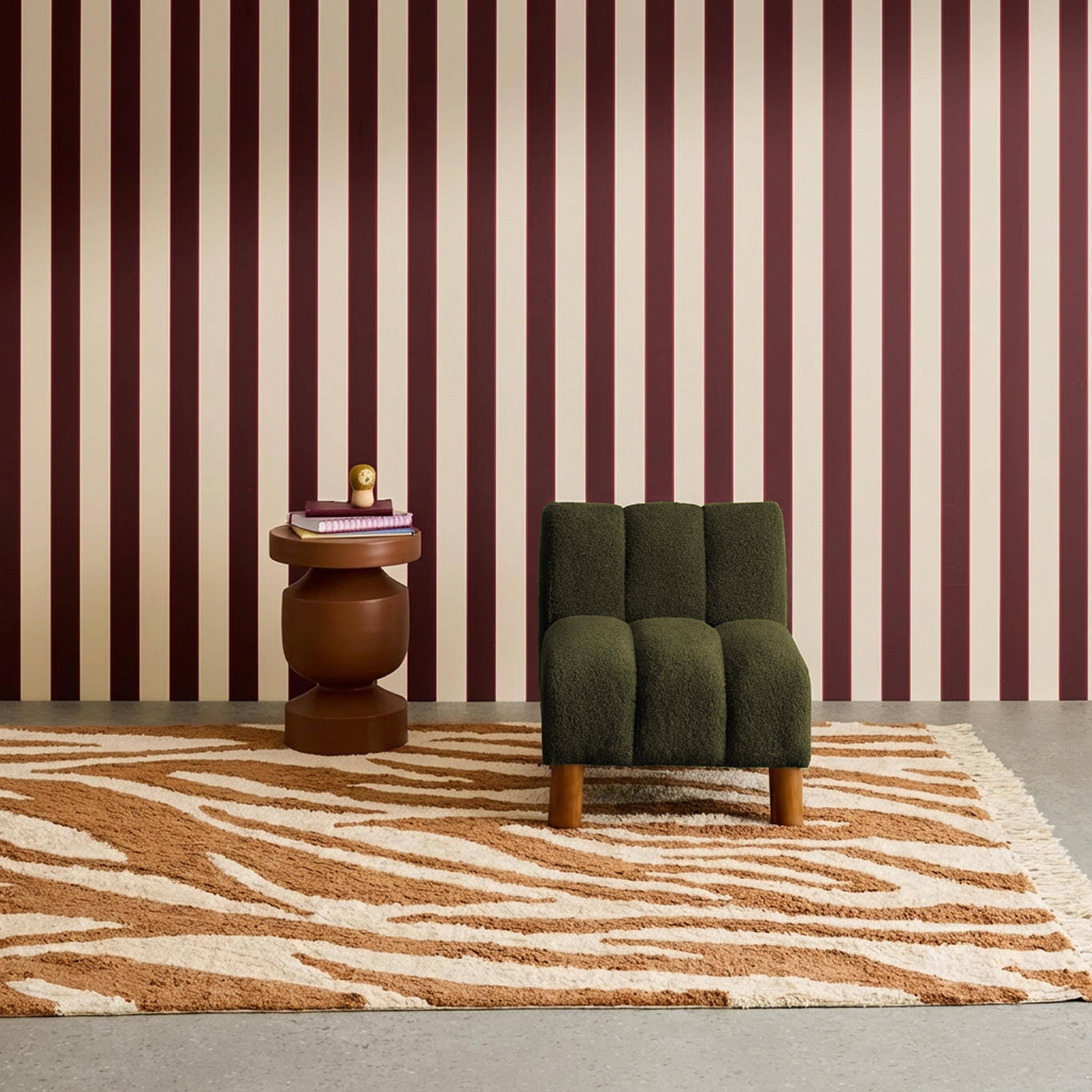 Poltrona bambino piedi arrotondati legno di hevea e bouclé, Angel kids, Verde kaki, 46x55x52.5 cm Photo2