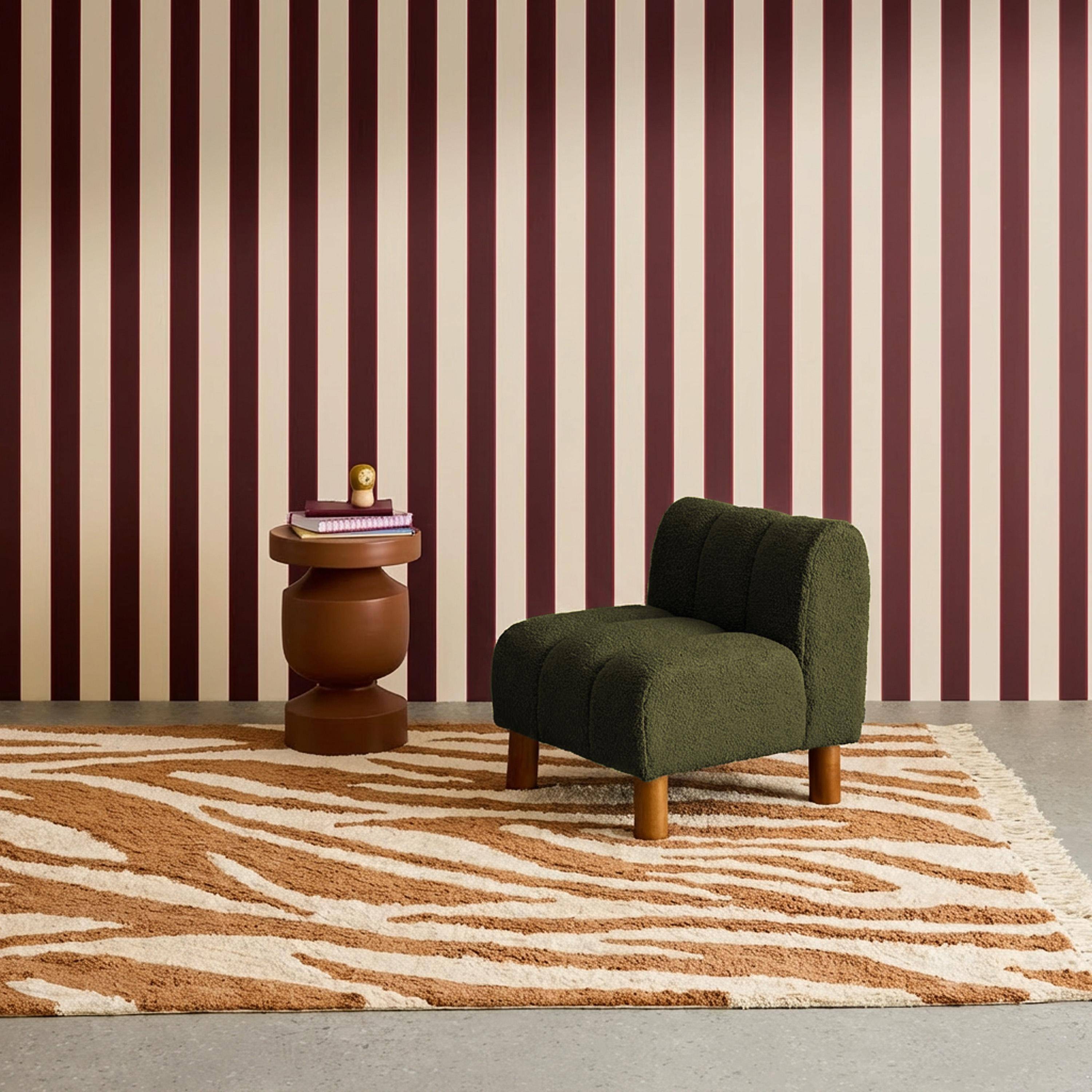 Poltrona bambino piedi arrotondati legno di hevea e bouclé, Angel kids, Verde kaki, 46x55x52.5 cm Photo1