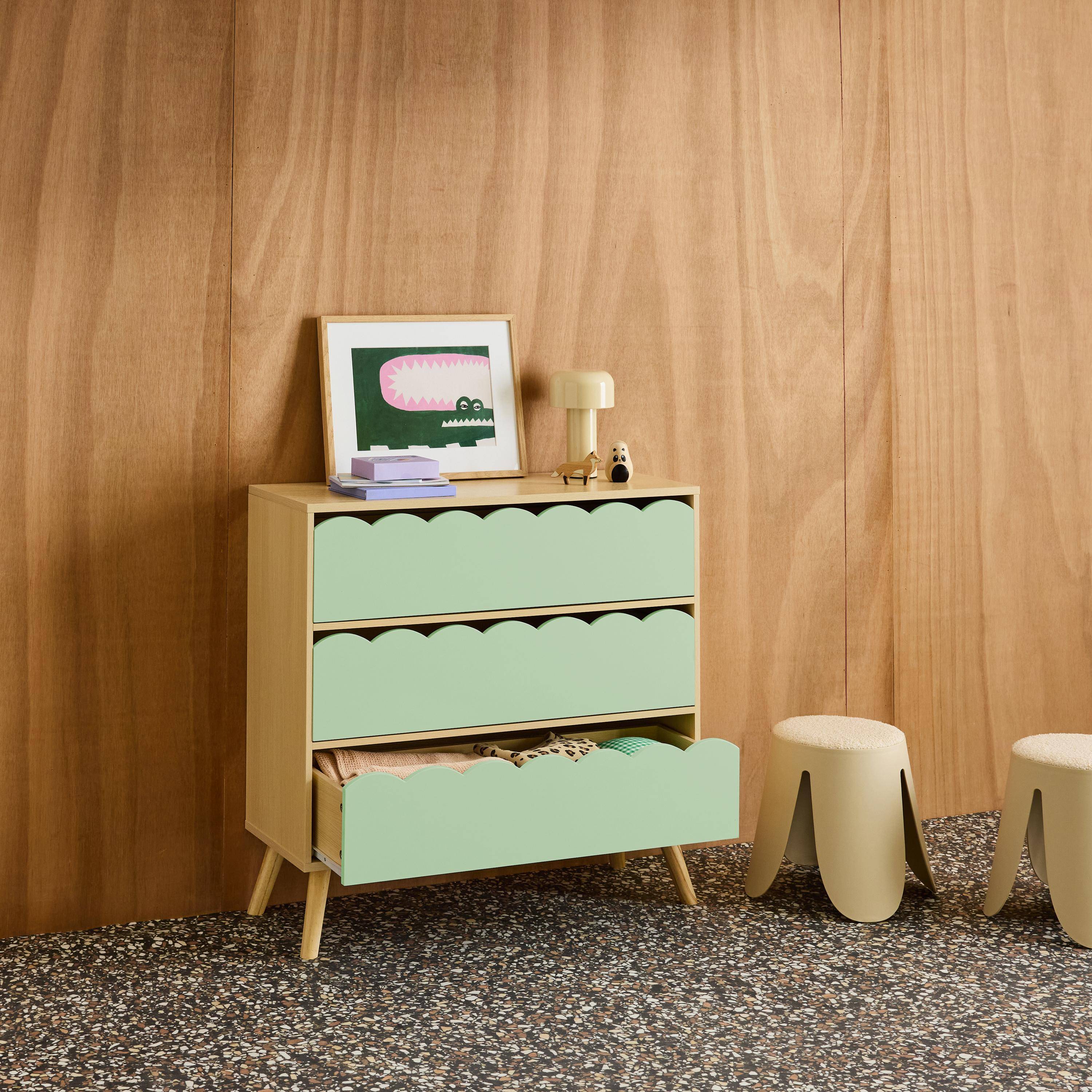 Commode enfant décor bois vert 3 tiroirs, pieds bois de pin - 80 x 30 x 79 cm - Azur Photo3