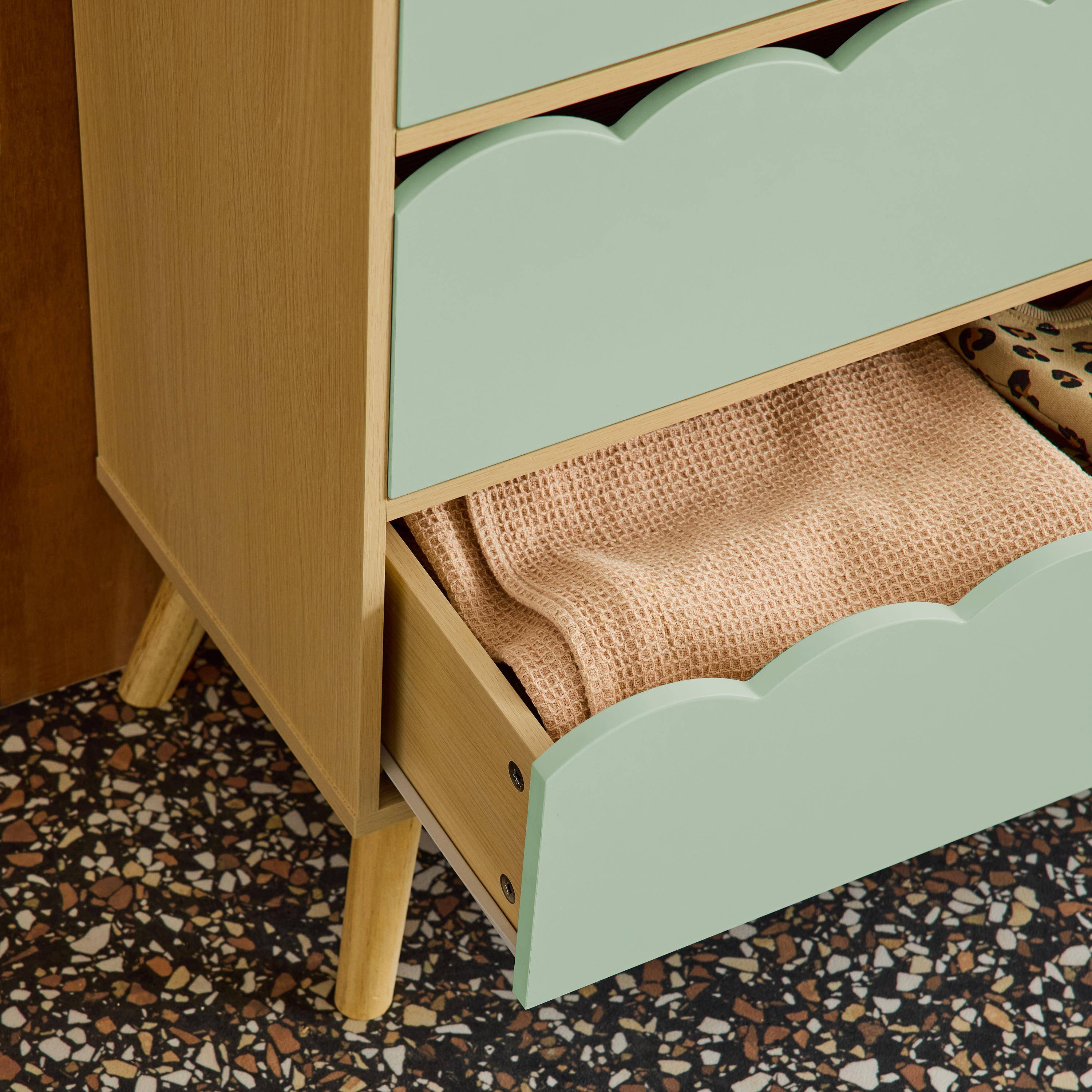 Commode enfant décor bois vert 3 tiroirs, pieds bois de pin - 80 x 30 x 79 cm - Azur,sweeek,Photo5