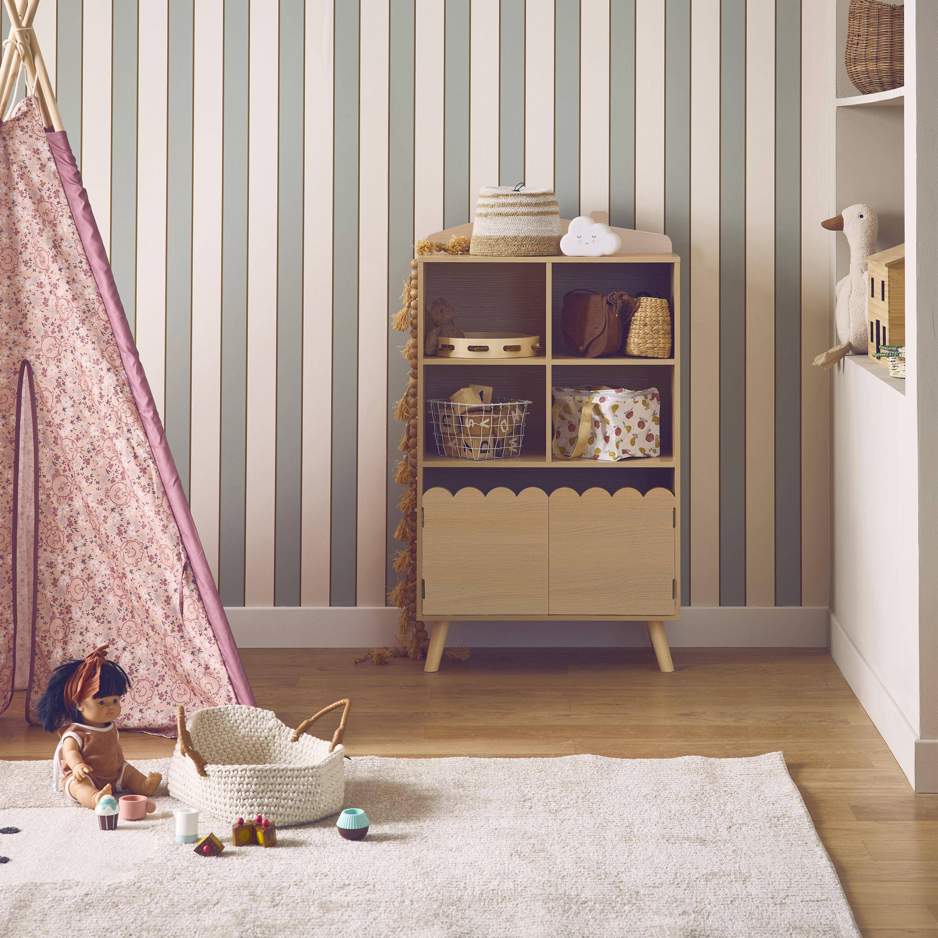 Bibliothèque enfant naturelle 2 portes et 4 étagères | sweeek