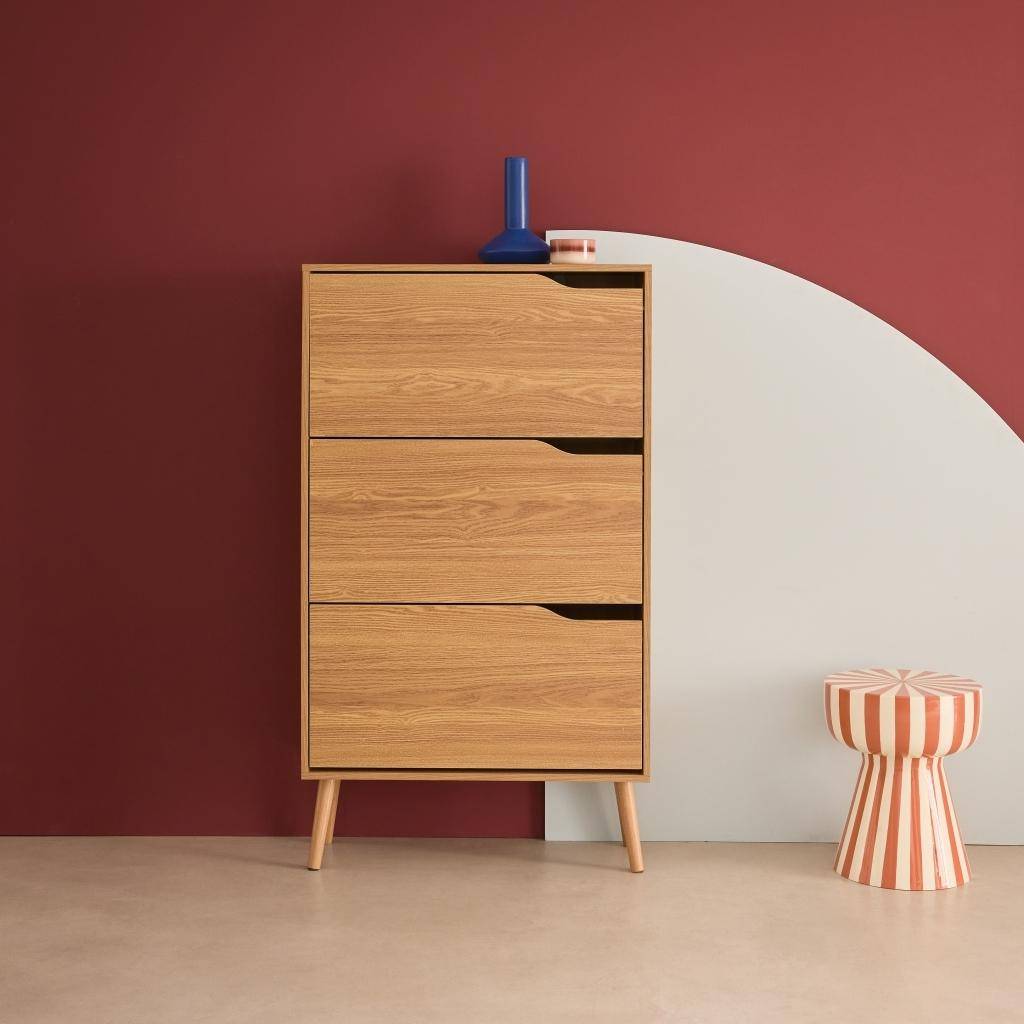 Meuble à chaussures scandinave décor naturel 3 portes abattantes capacité 18 paires de chaussures Photo1