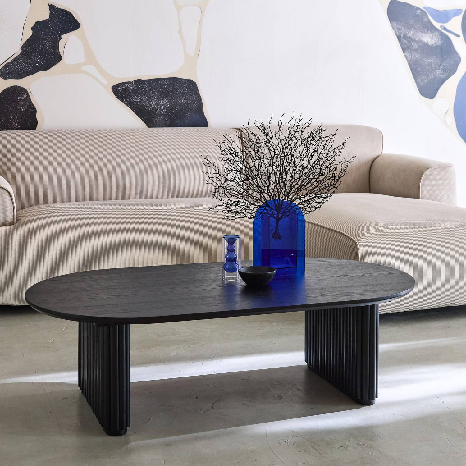 Wydłużony stolik kawowy z drewna kauczukowego z czarną okleiną dębową – dł. 122 x szer. 65 x wys. 35 cm – Gabrielle Photo1 Wydłużony stolik kawowy z drewna kauczukowego z czarną okleiną dębową – dł. 122 x szer. 65 x wys. 35 cm – Gabrielle Photo1