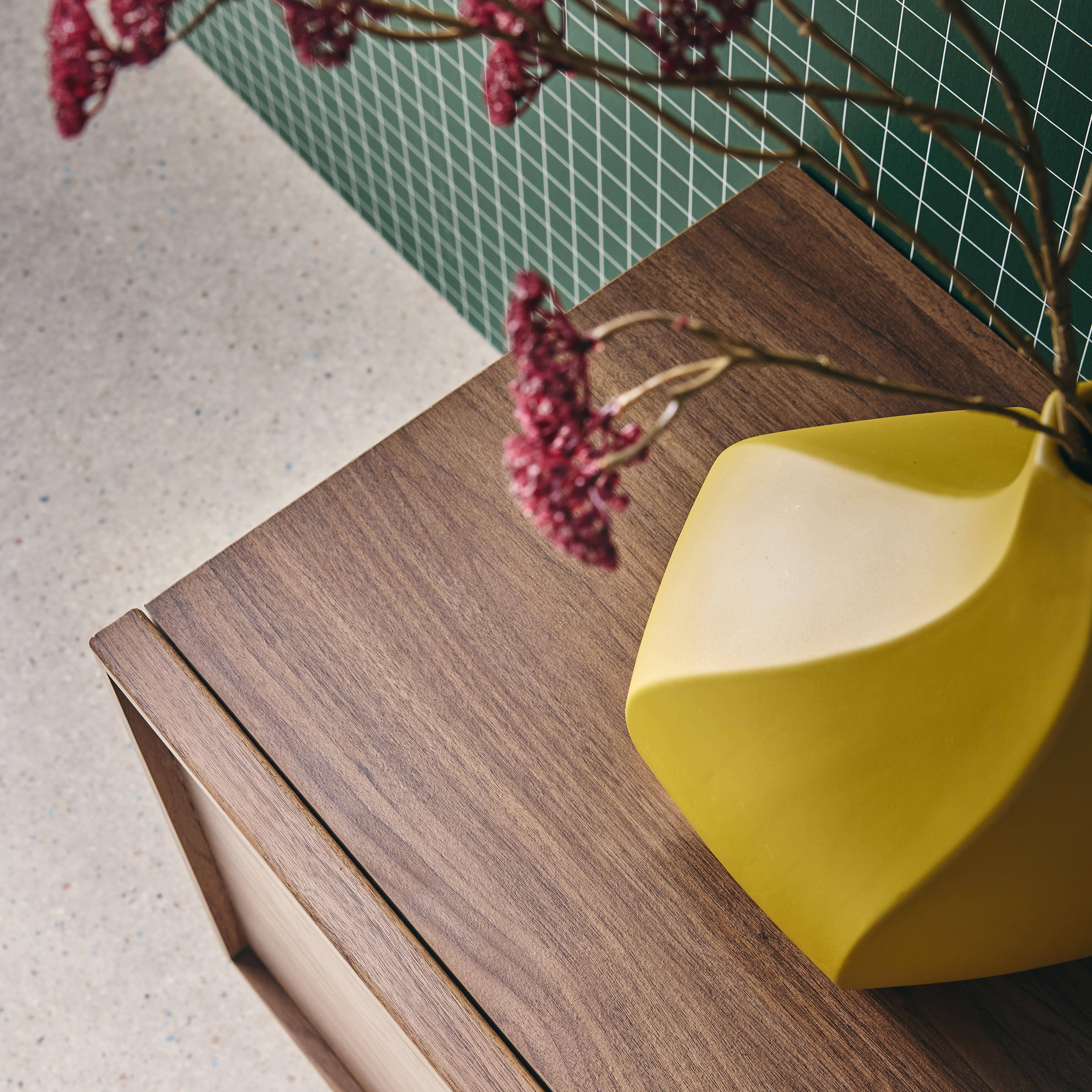 Móvel de TV decorativo madeira 3 portas, 140cm, Kuba, Madeira de nogueira, 140x43x45 cm,sweeek,Photo4