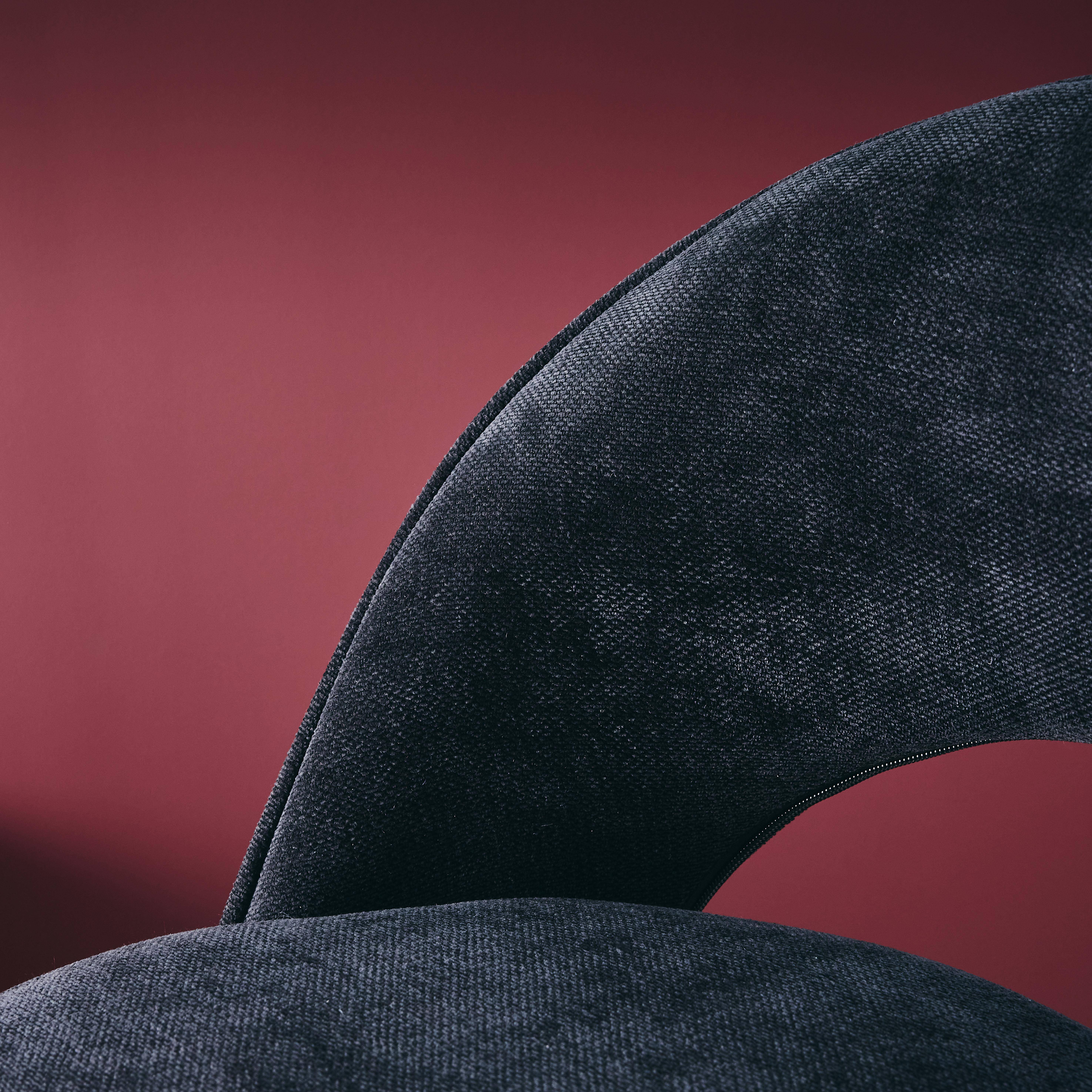 Verstelbare metalen en stoffen barstoel met zwarte basis (set van 2) zwart L 49 x B 49 x H 88.5-110cm - Abby Photo4