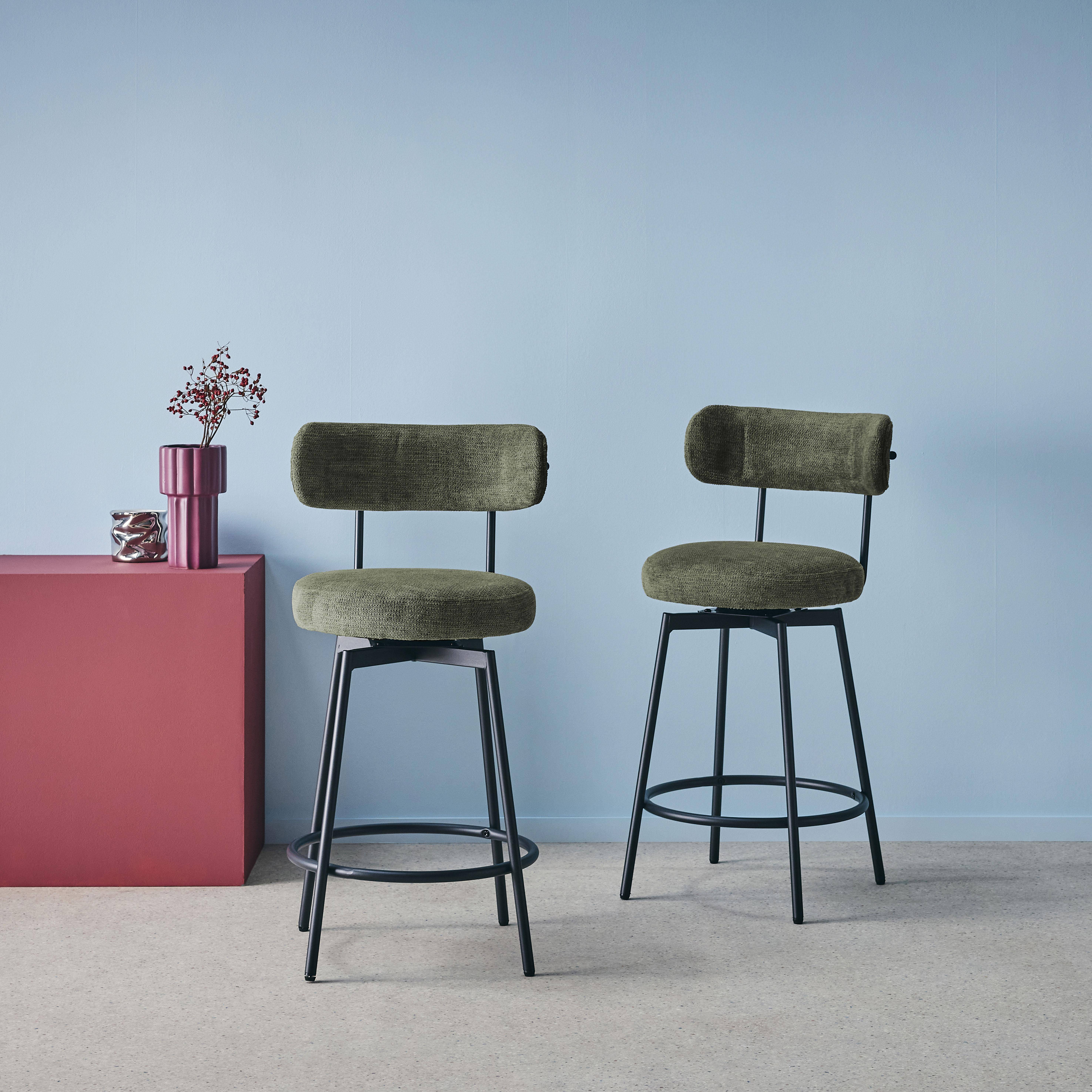 Barstoel met draaibare zitting van metaal en groene stof (set van 2) - L 50 x B 50 x H 92cm - Iris Photo1