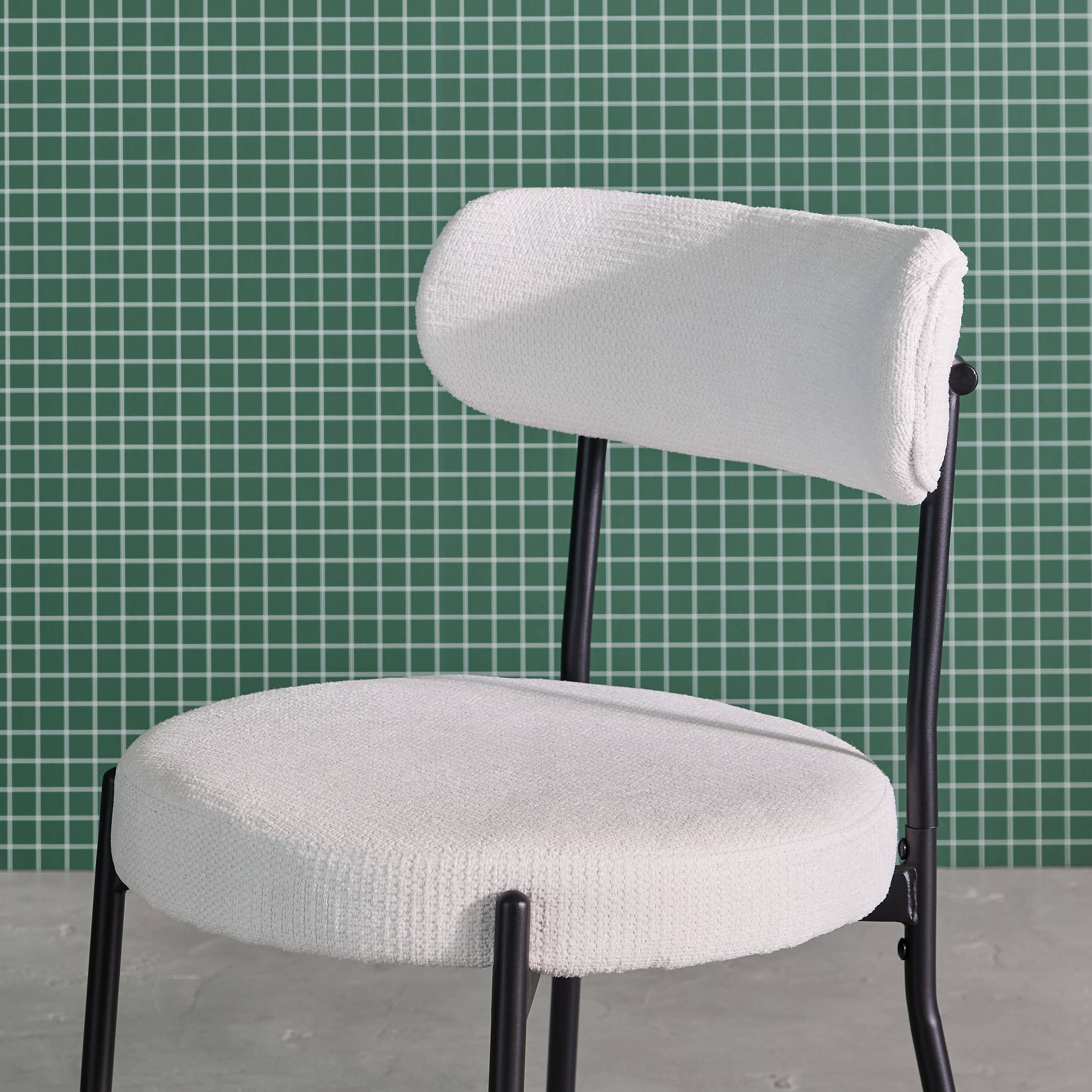 2er-Set Metallstühle mit weißem Chenille-Bezug B 47 x T 49 x H 76,5cm - Livia,sweeek,Photo3